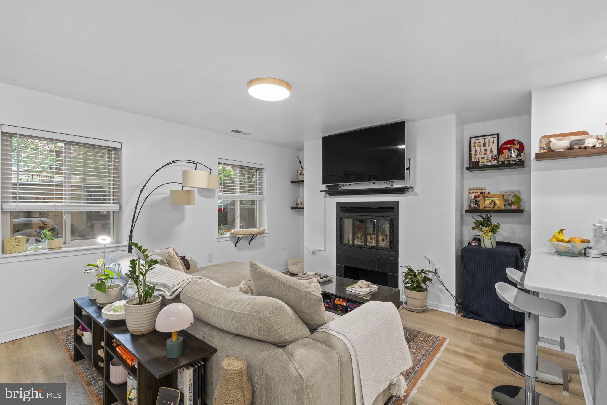 HARBOR WAY - Residential