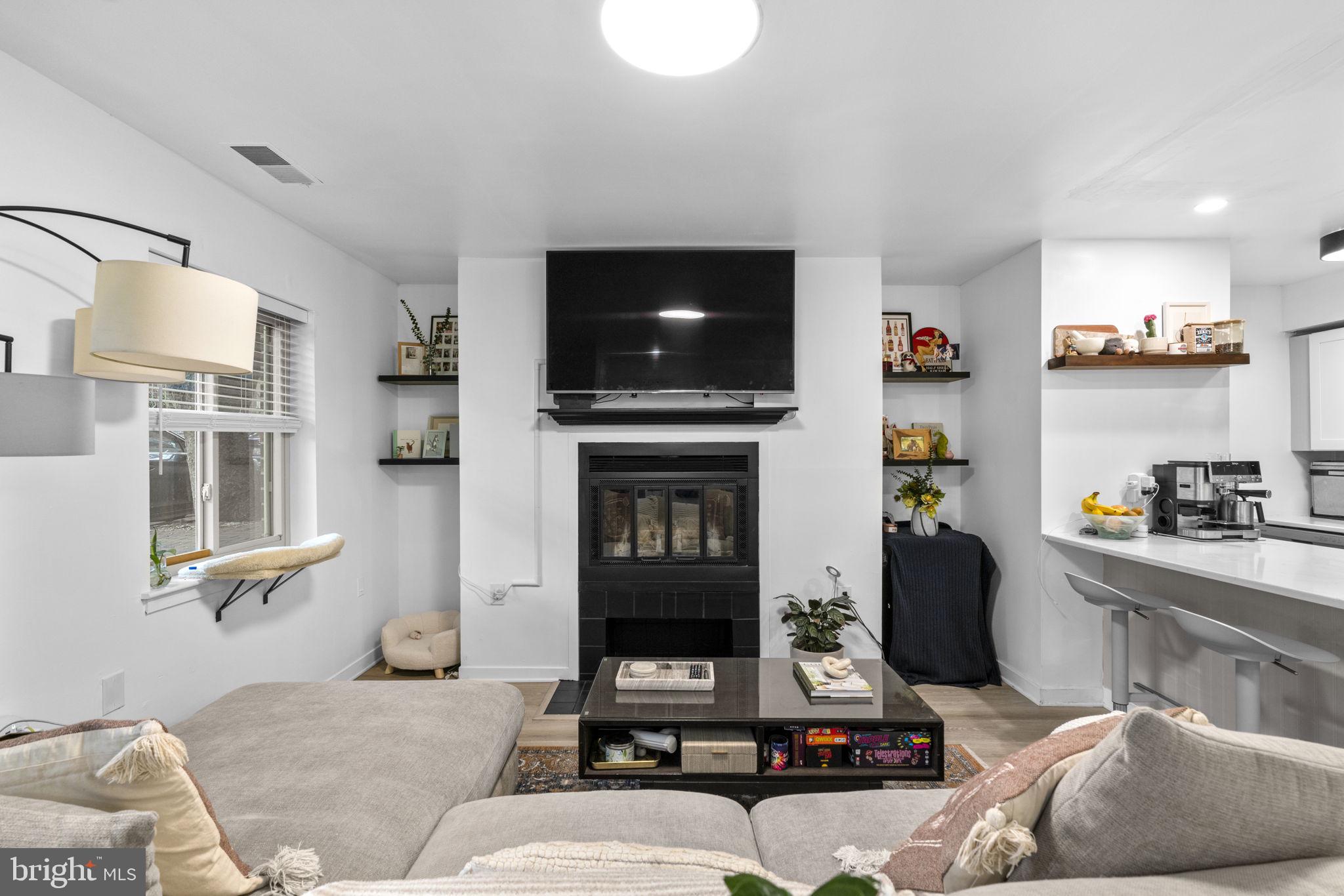 HARBOR WAY - Residential