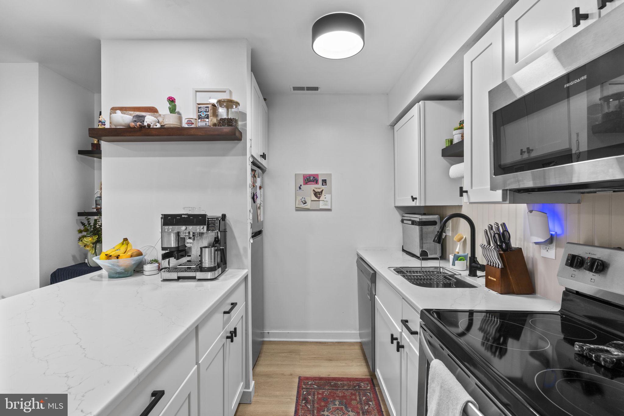 HARBOR WAY - Residential