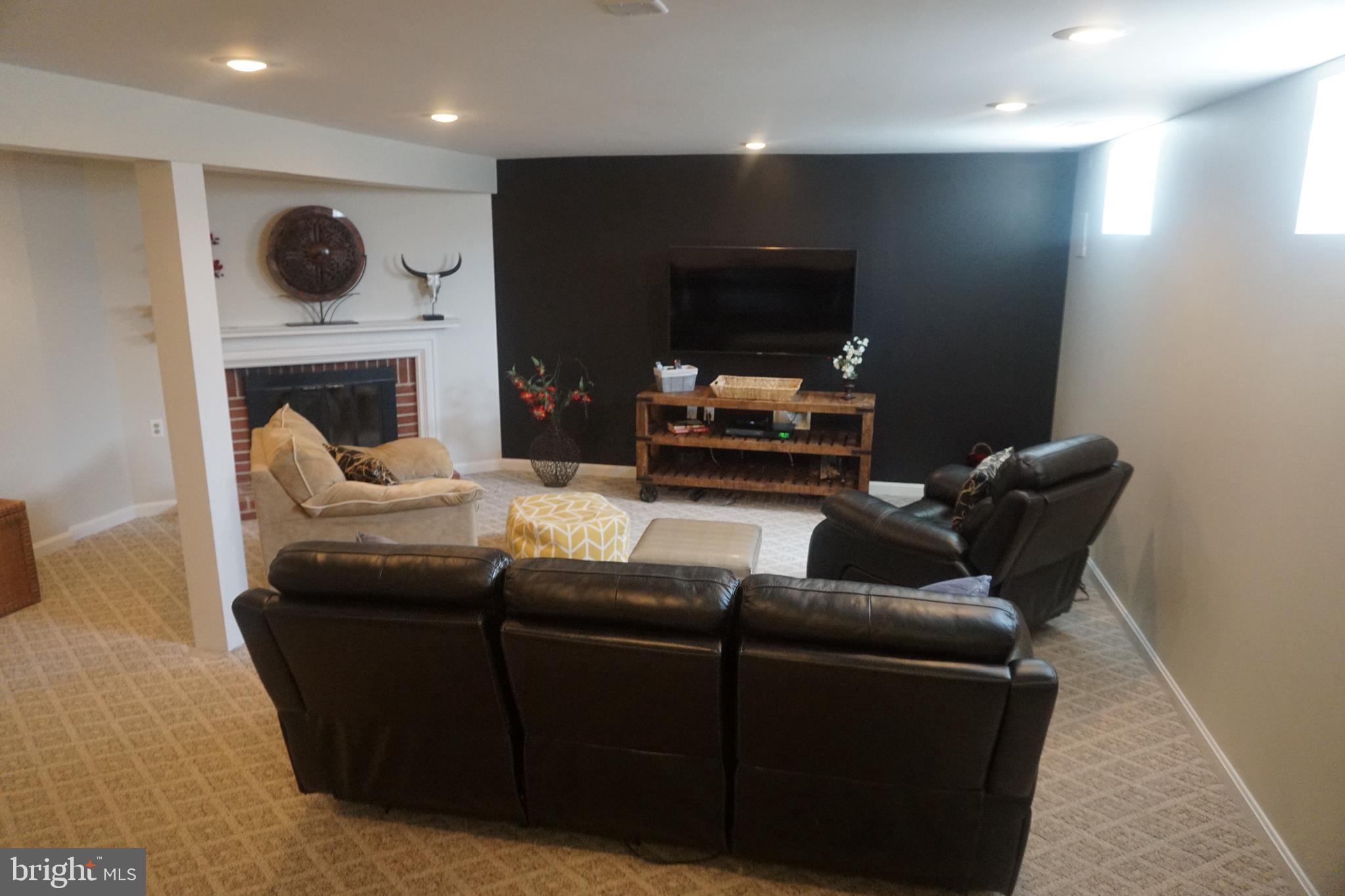 GEORGETOWN HOUSES - Residential