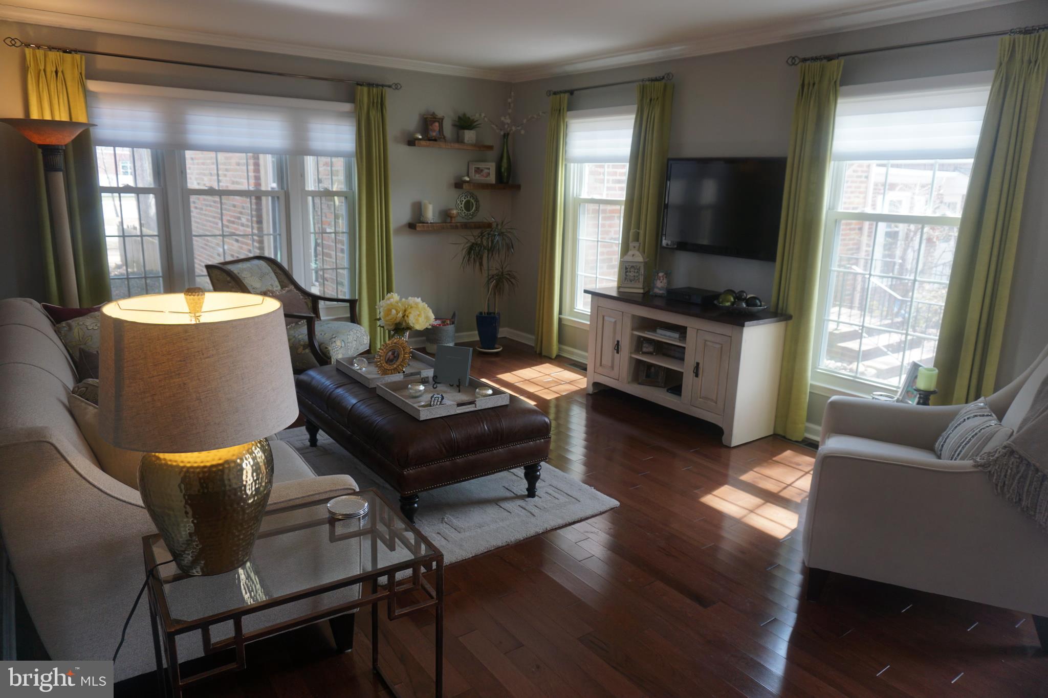 GEORGETOWN HOUSES - Residential