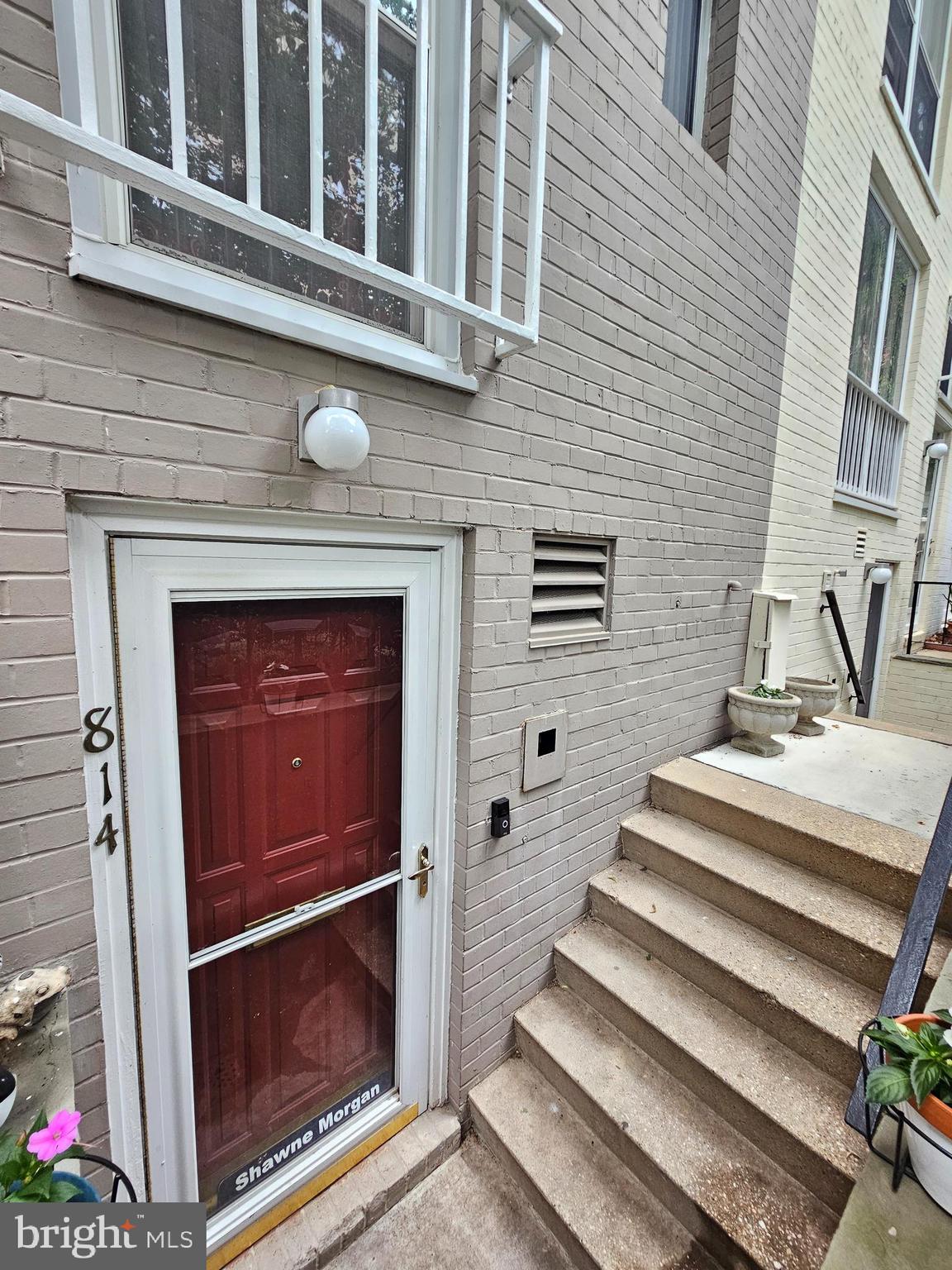 814 3RD STREET SW 814
