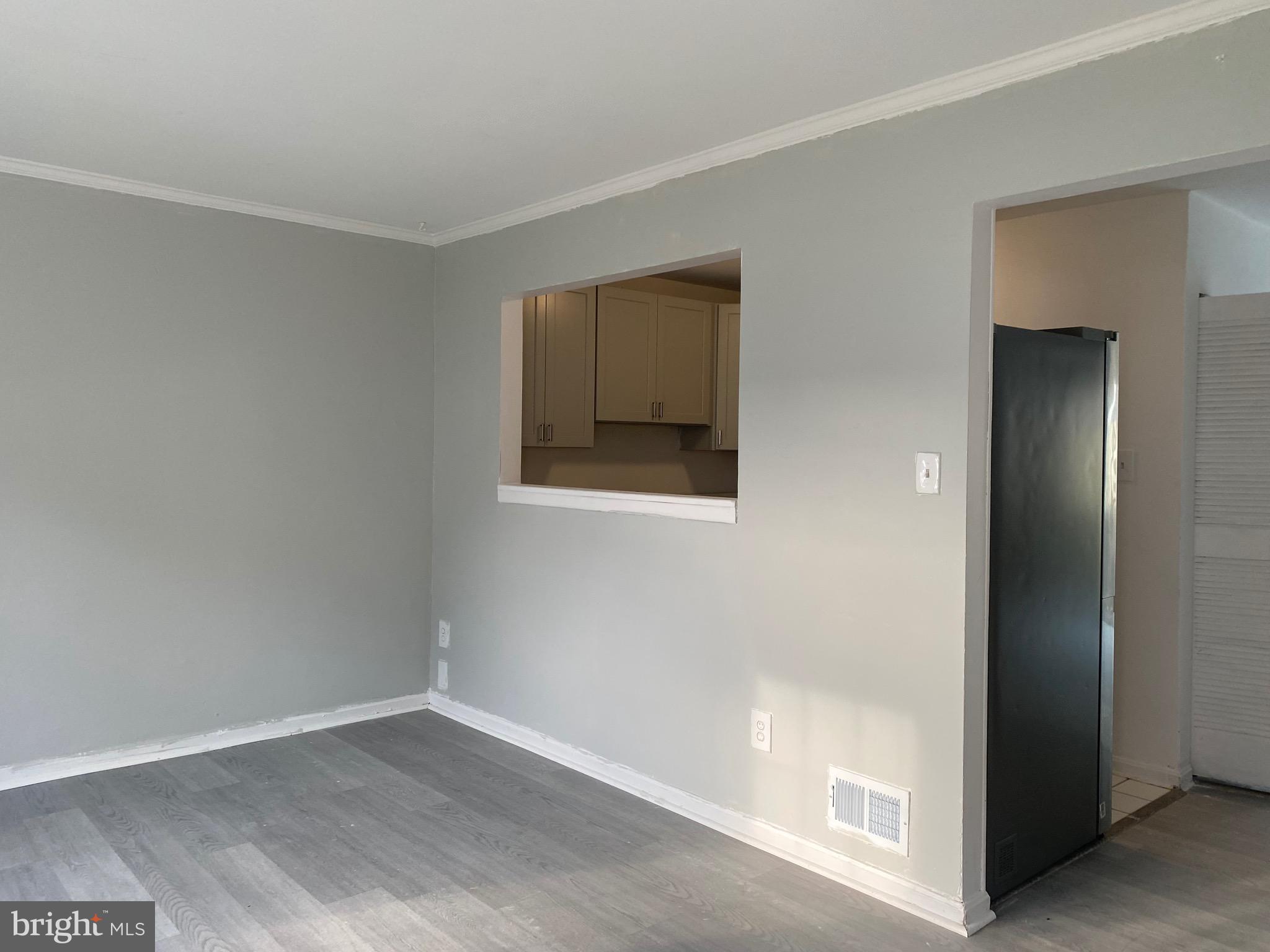 POHICK SQUARE - Residential Lease