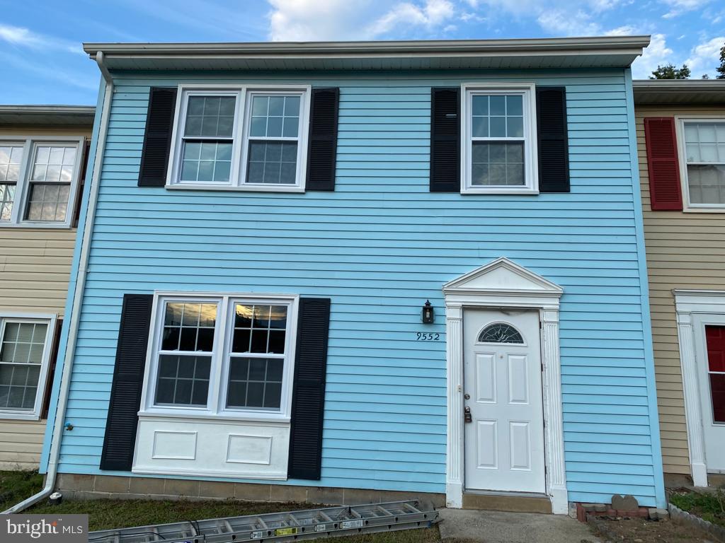 POHICK SQUARE - Residential Lease