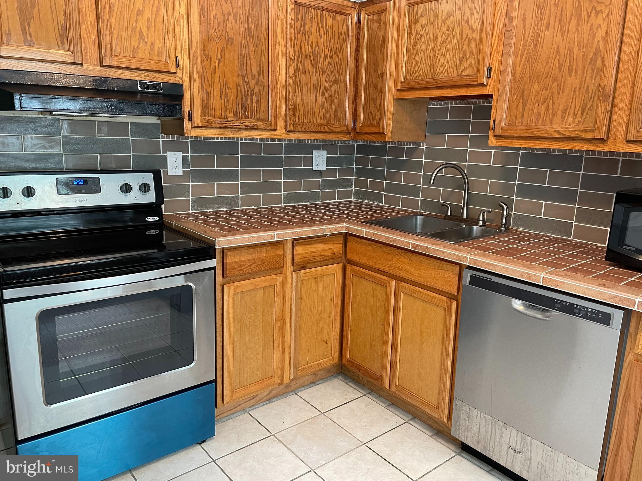 7077 PALAMAR TURN