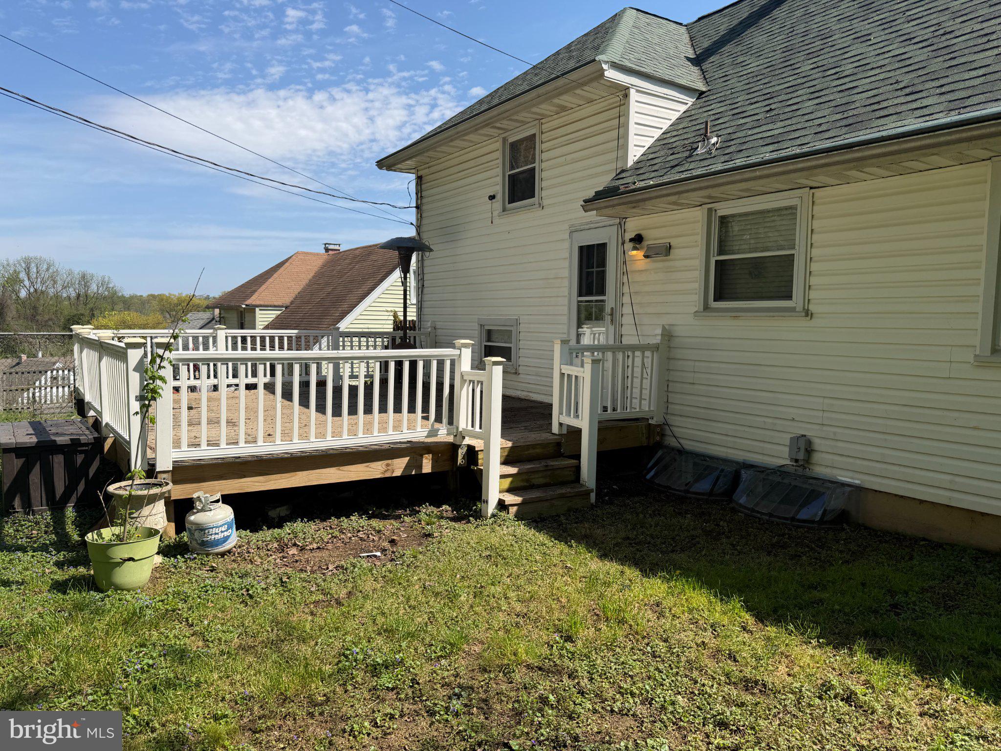 WEDGEWOOD - Residential