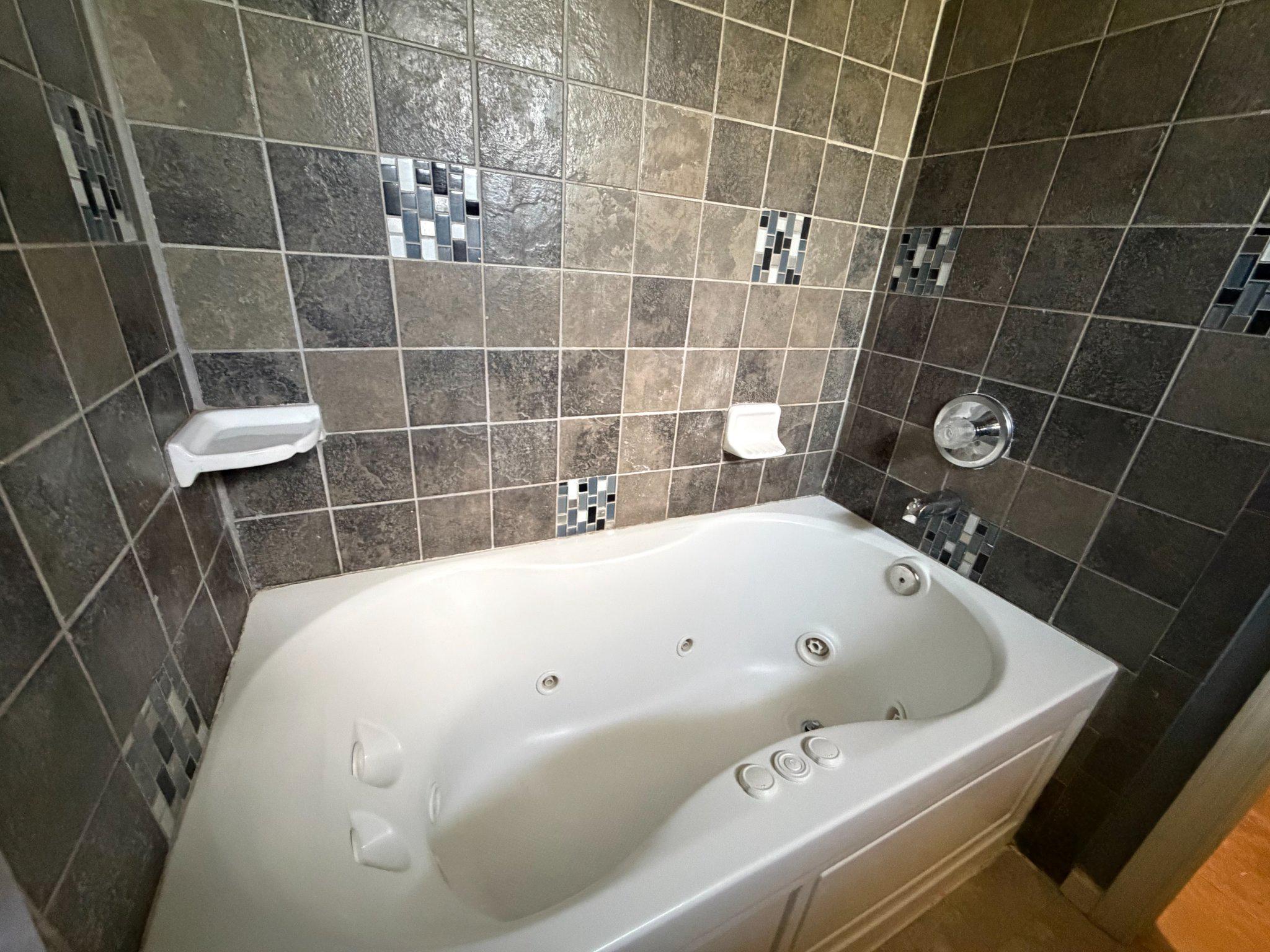 WEDGEWOOD - Residential