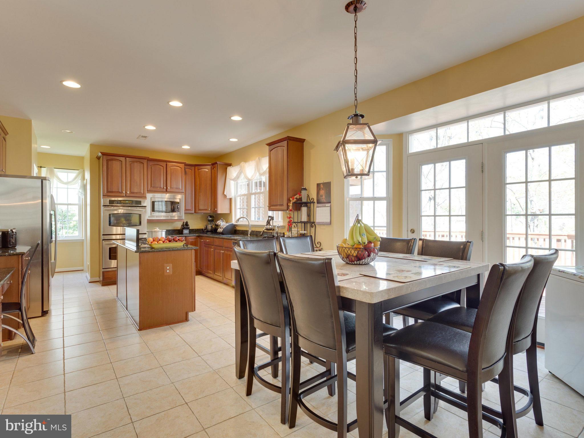 JAMESTOWN ESTATES - Residential