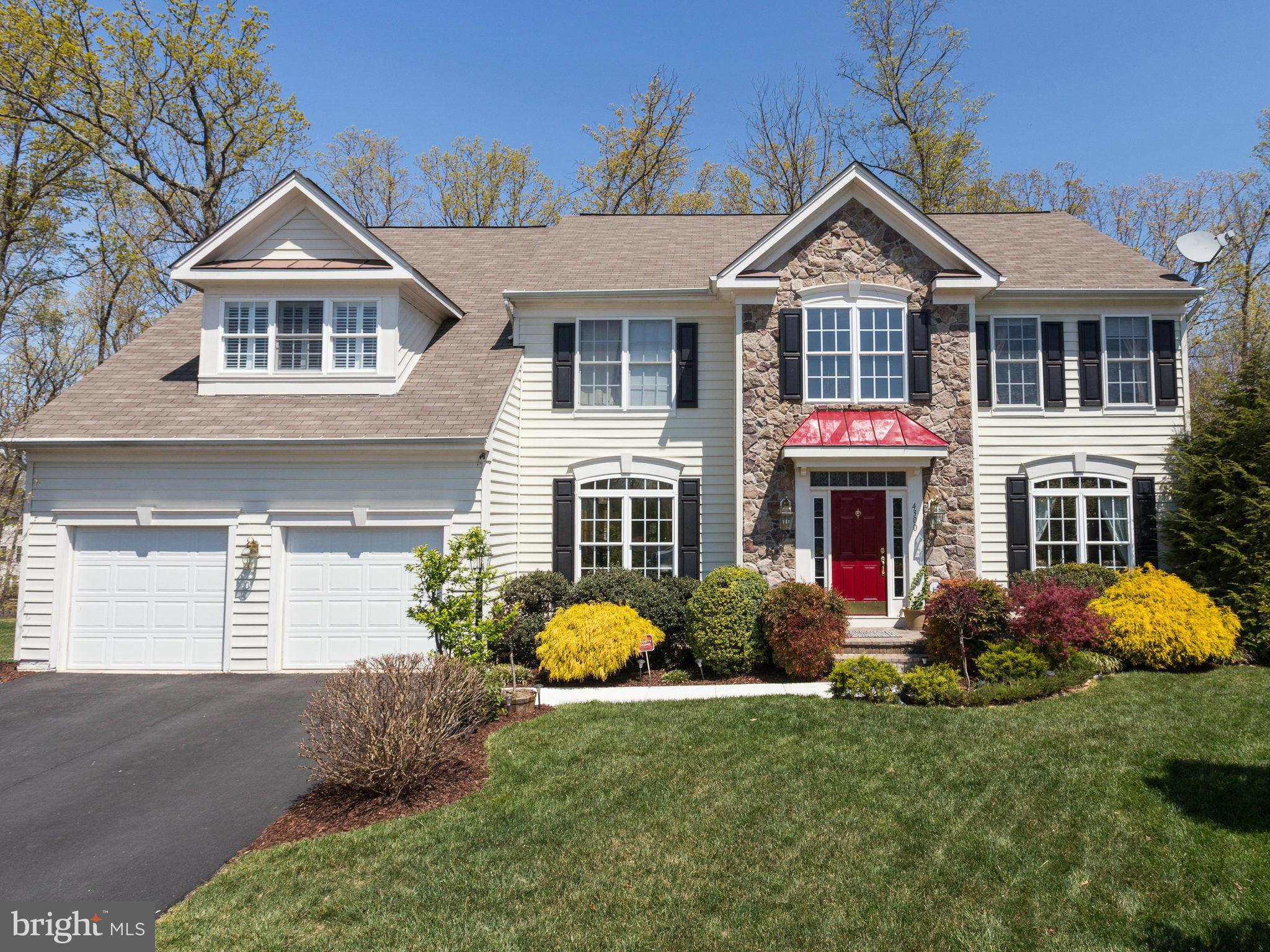 JAMESTOWN ESTATES - Residential