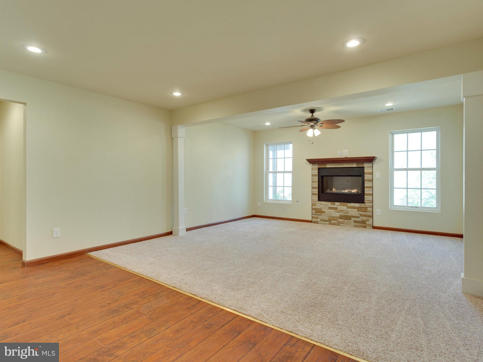 JAMESTOWN ESTATES - Residential