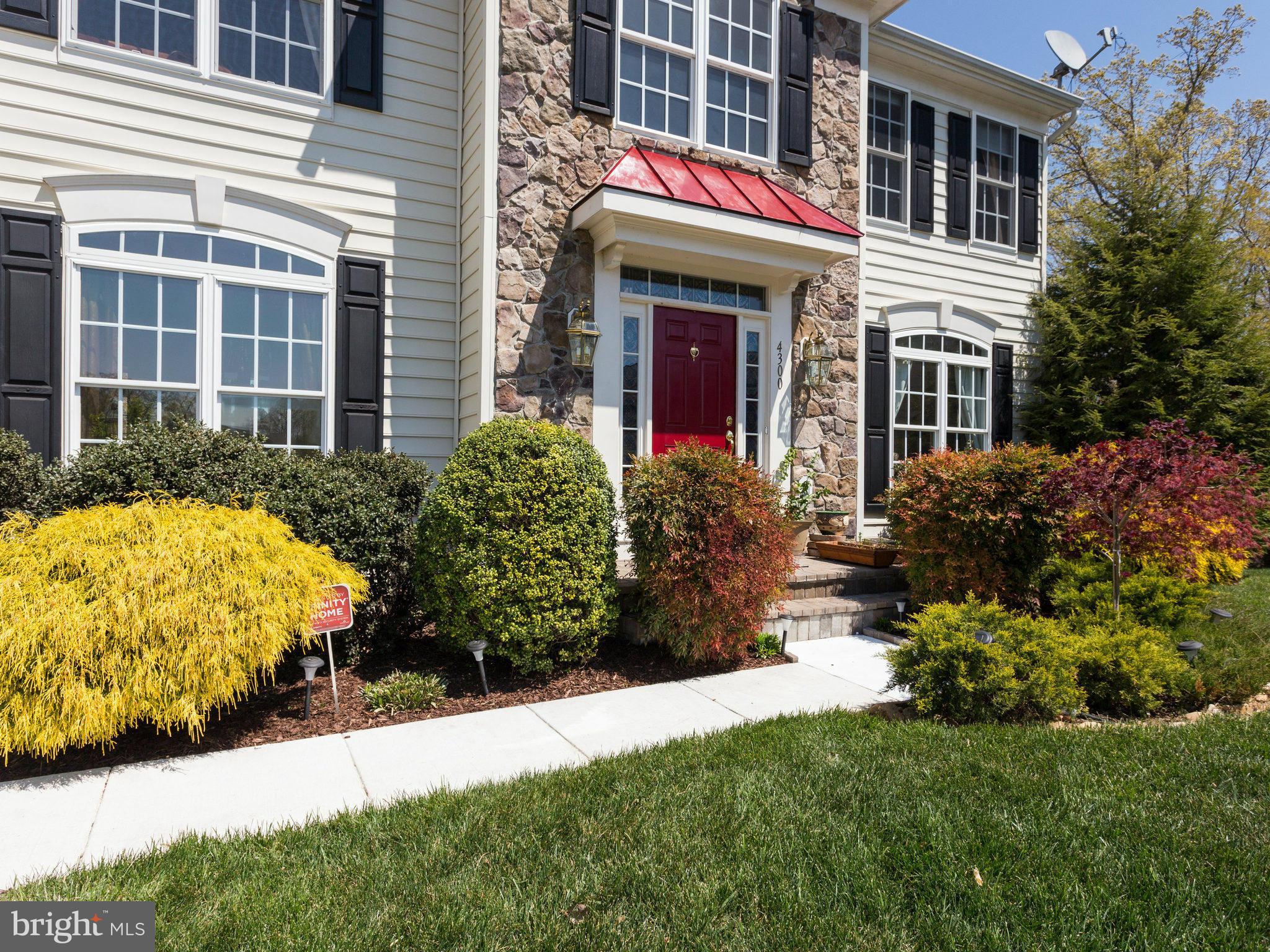 JAMESTOWN ESTATES - Residential