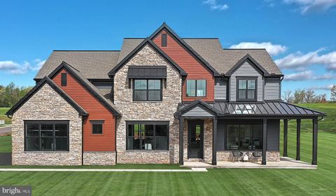 Photo of 204 West Valley Road, Denver, PA 17517 (MLS # PALA2046698)