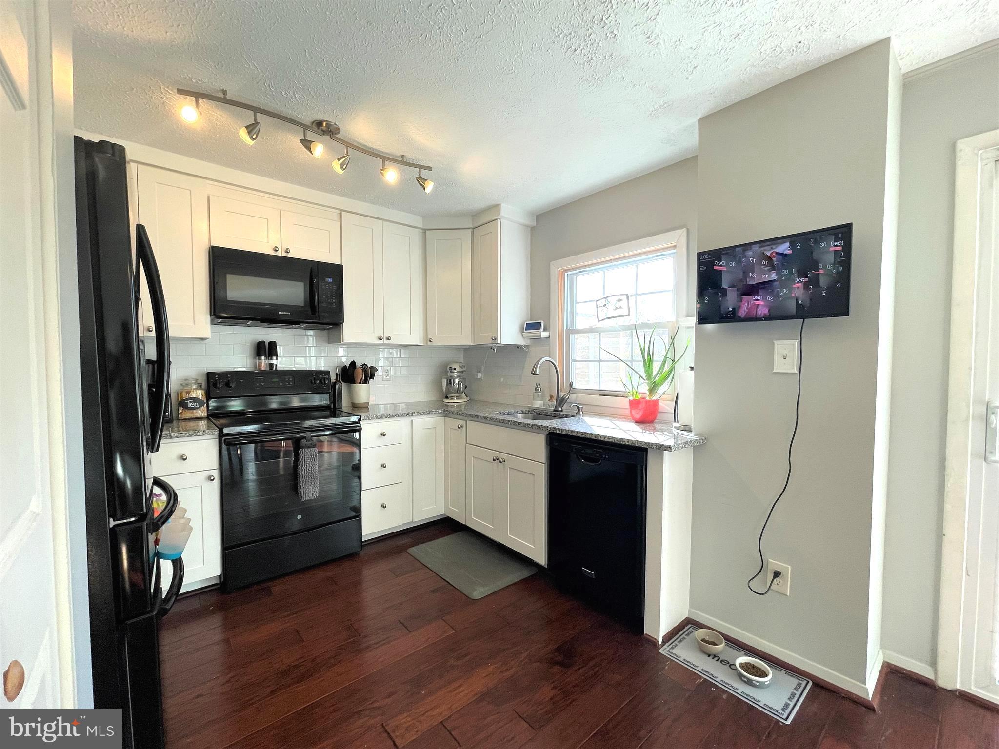 OAKHURST - Residential