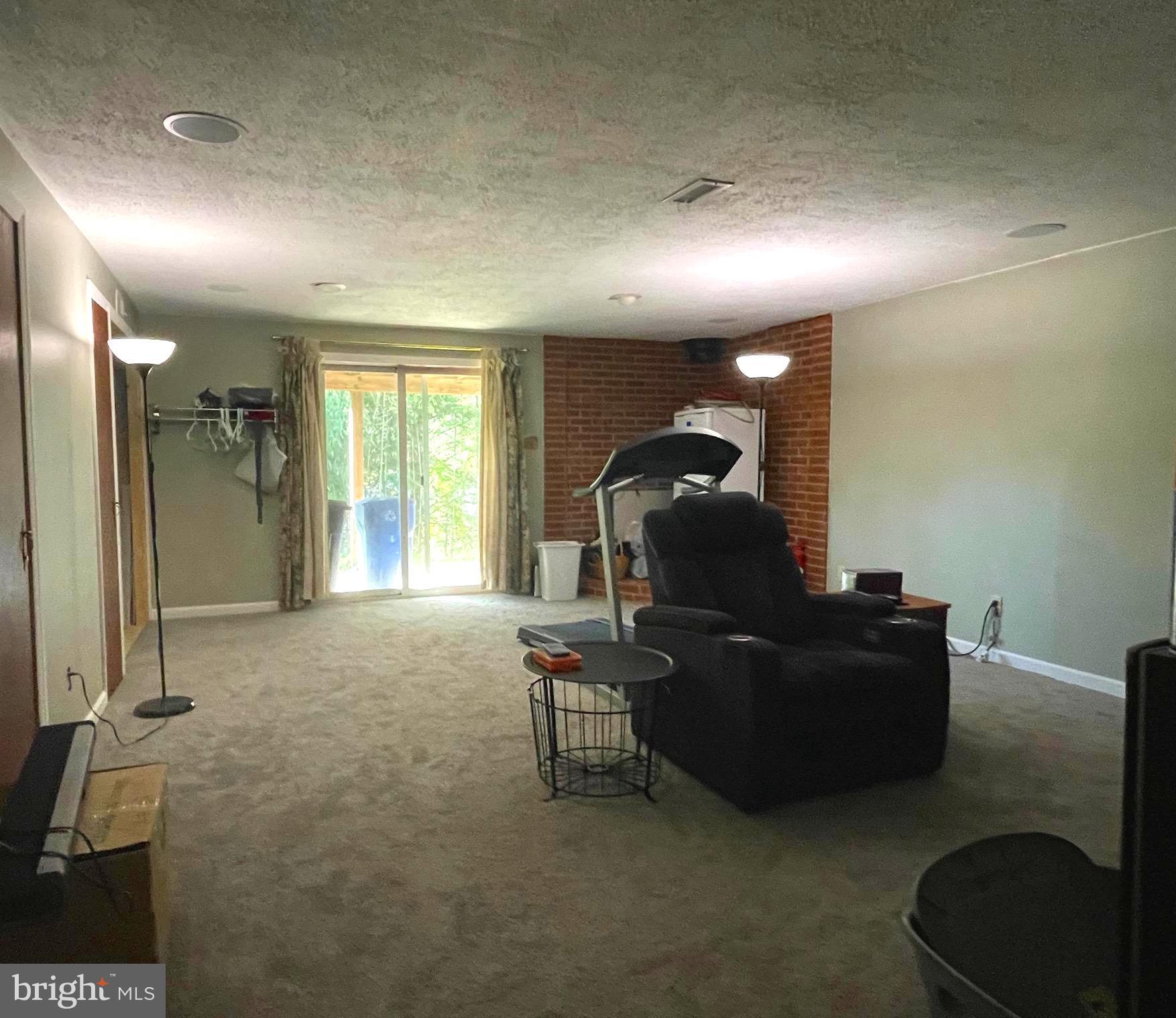 OAKHURST - Residential