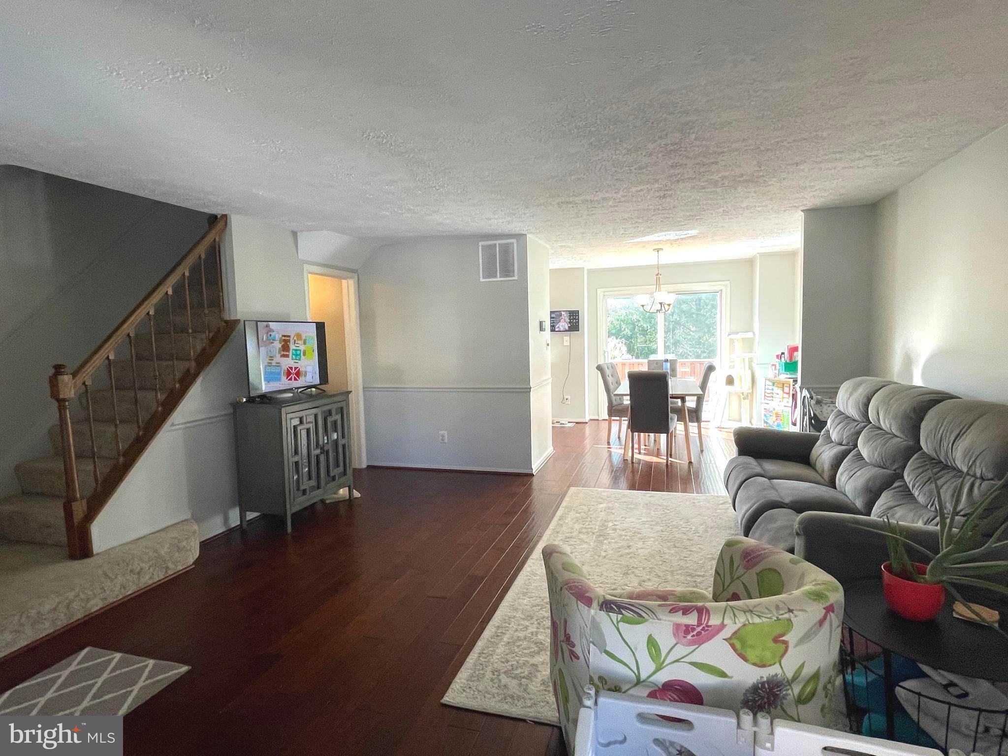 OAKHURST - Residential