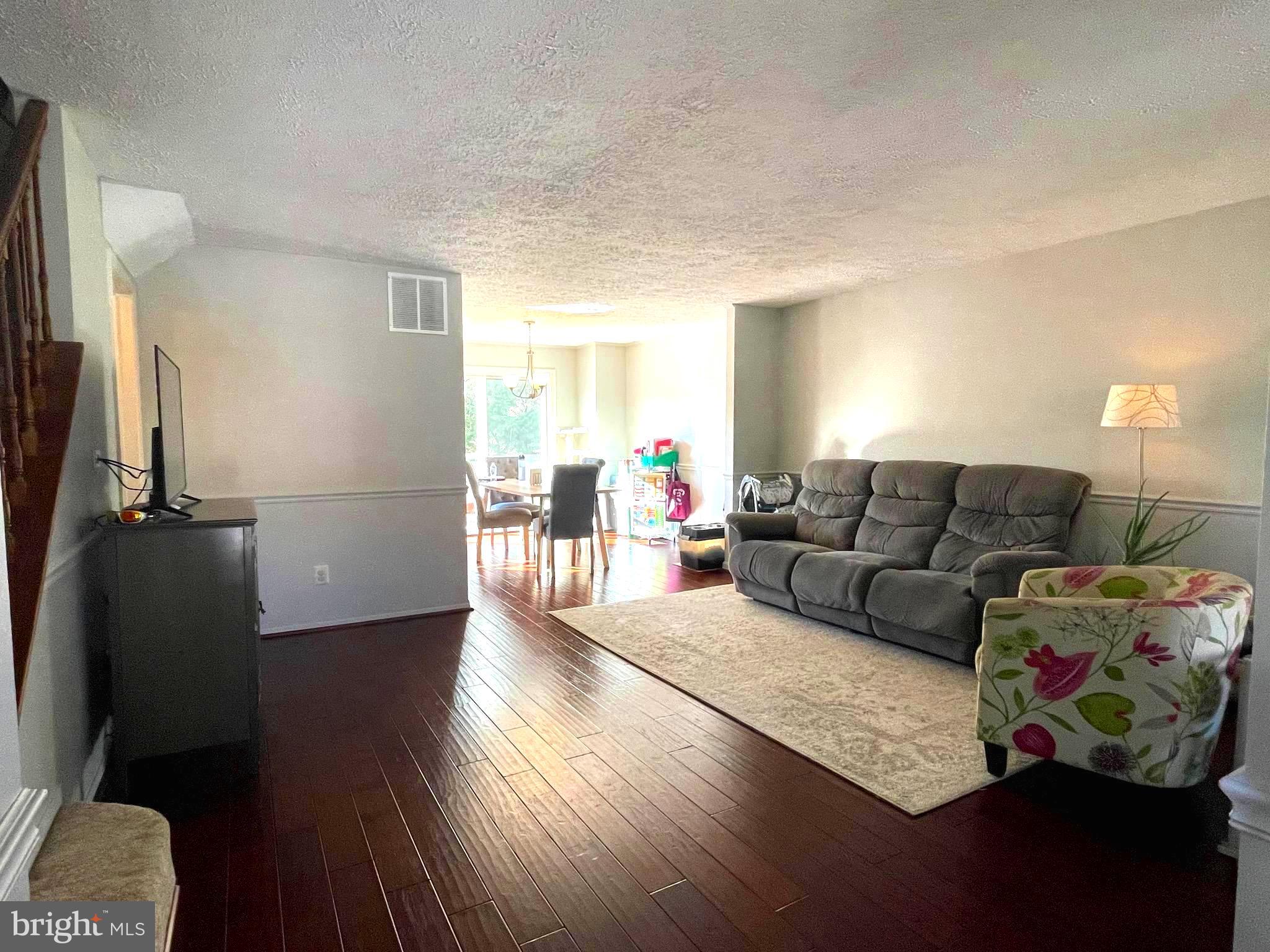 OAKHURST - Residential