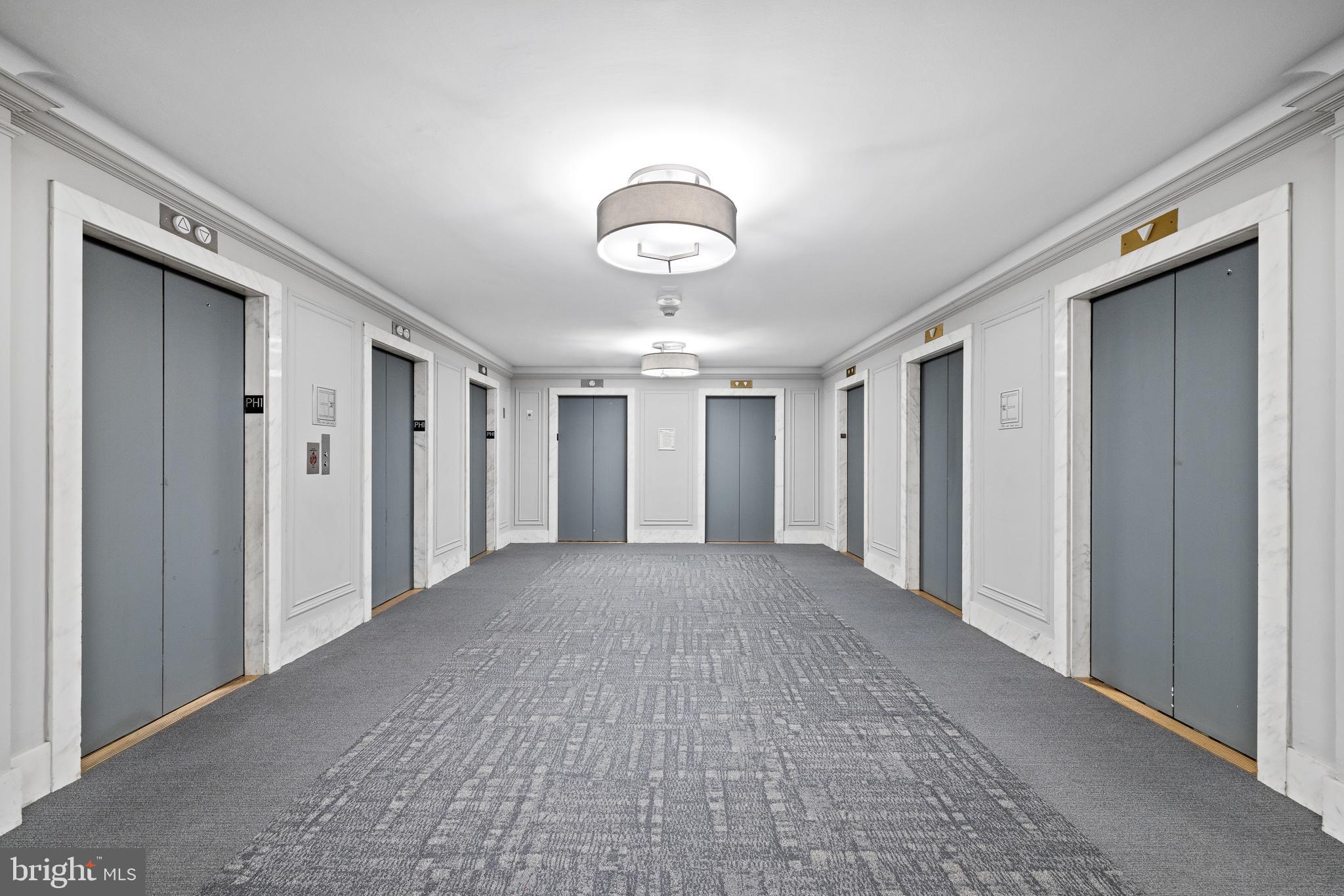 CENTER CITY - Residential Lease
