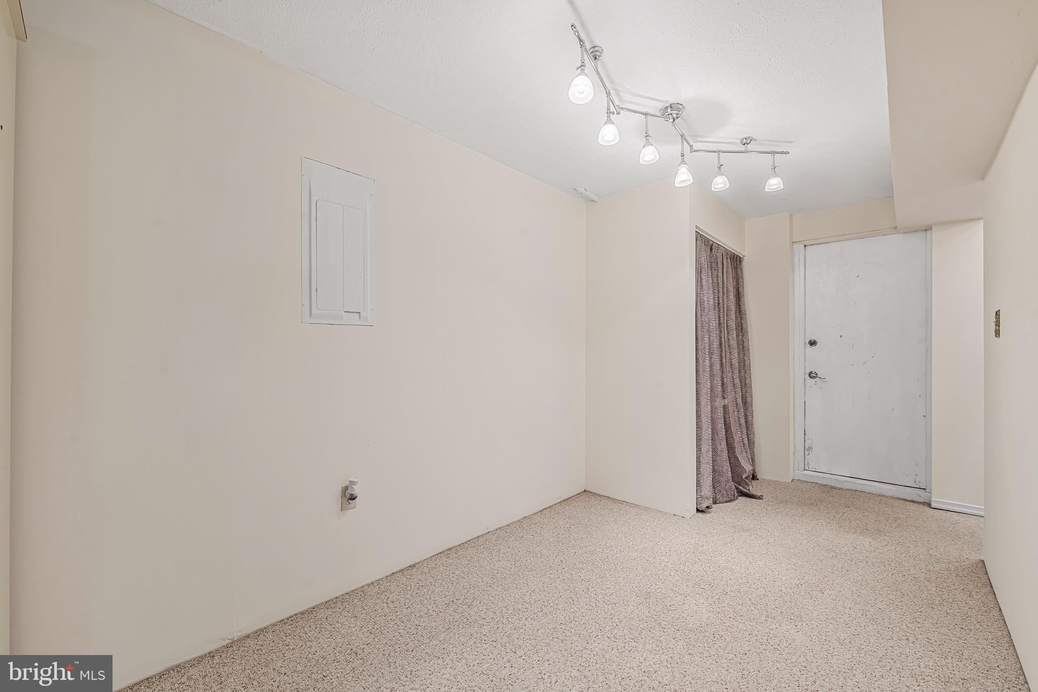 DAMASCUS TERRACE - Residential