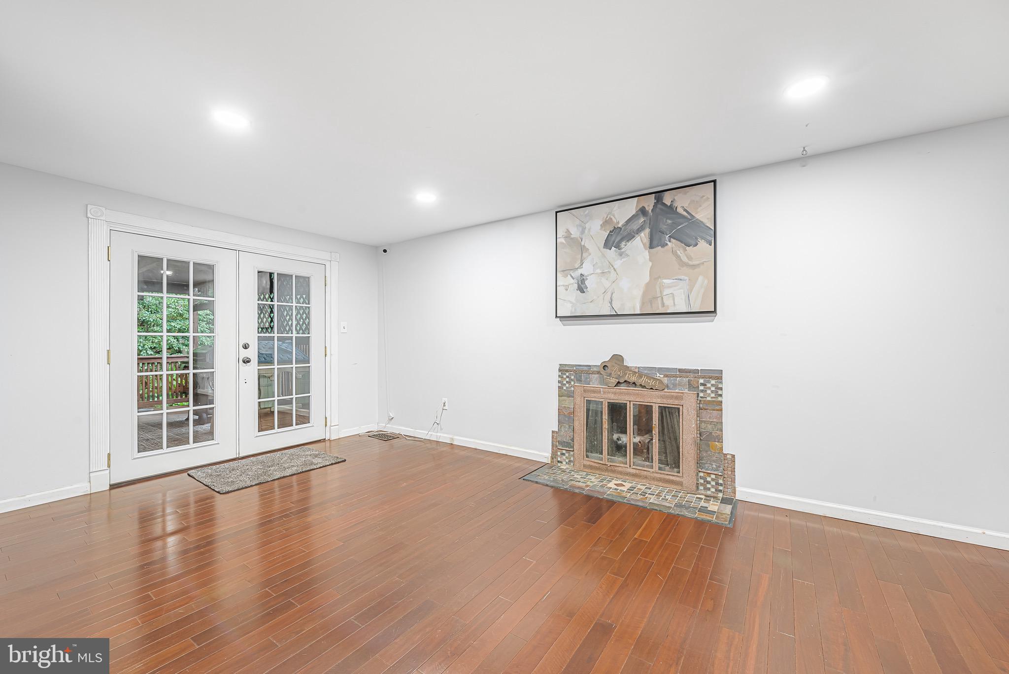 DAMASCUS TERRACE - Residential