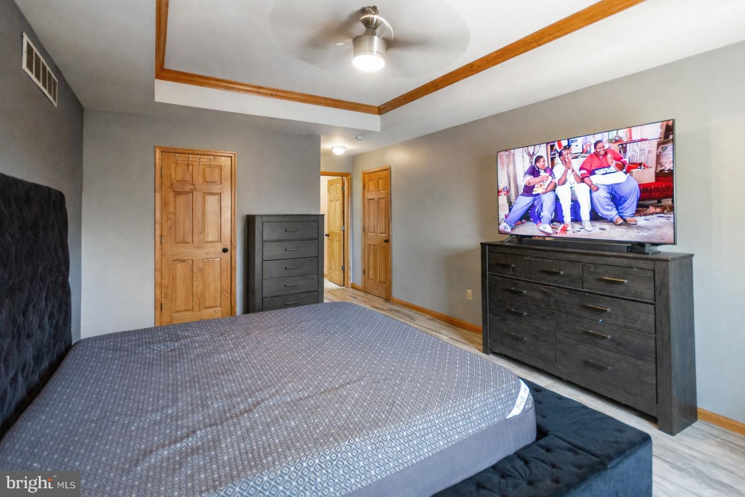 TWIN LAKE ESTATES - Residential