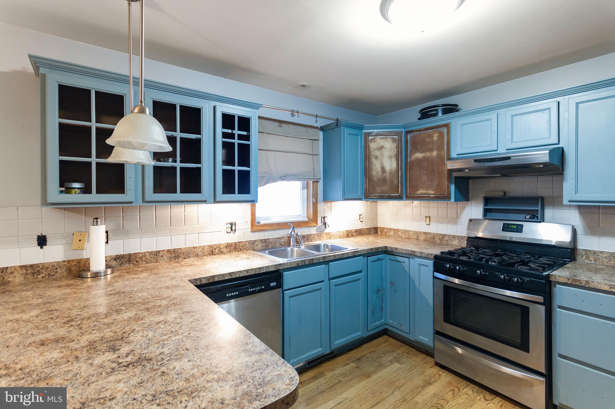 TWIN LAKE ESTATES - Residential