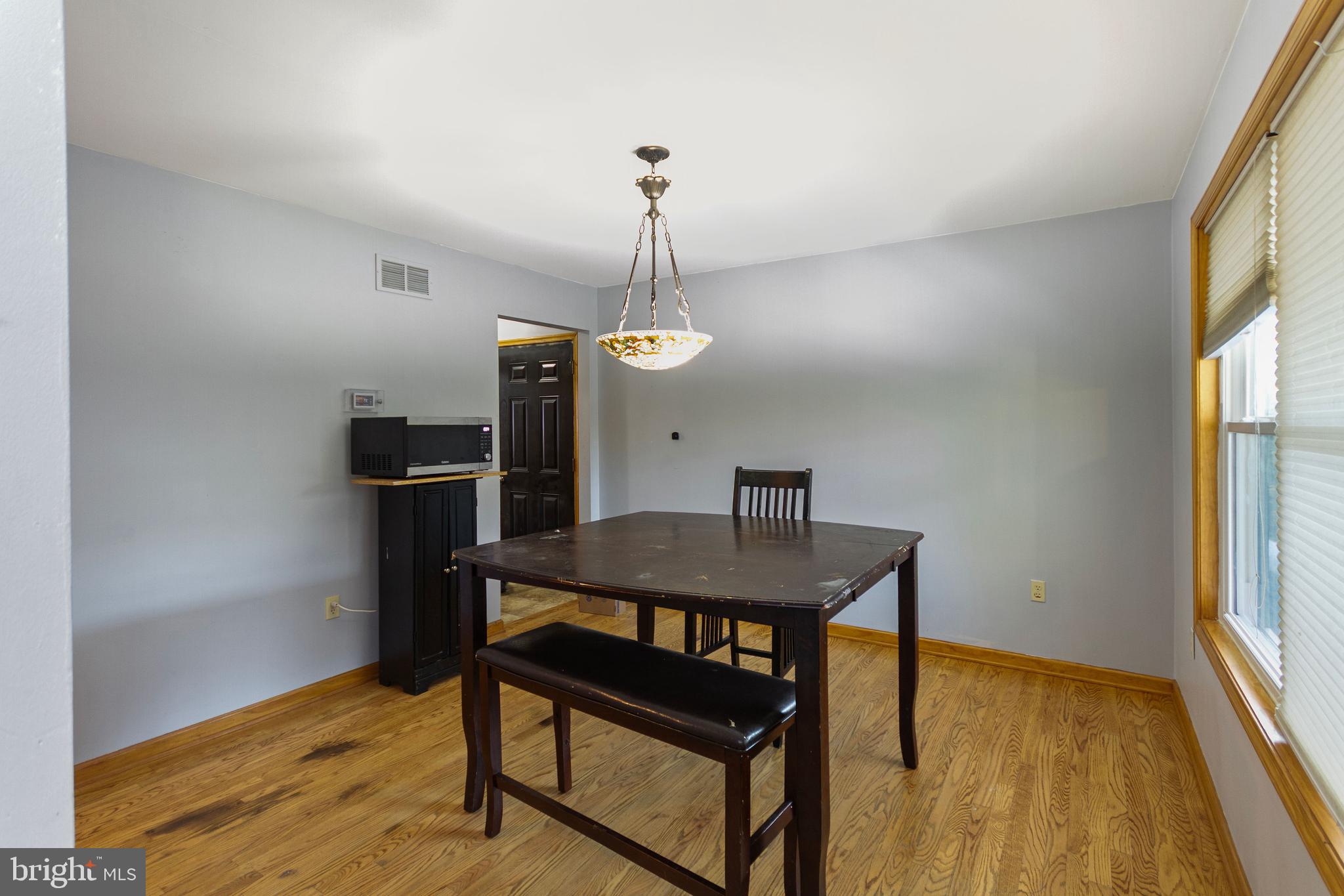 TWIN LAKE ESTATES - Residential