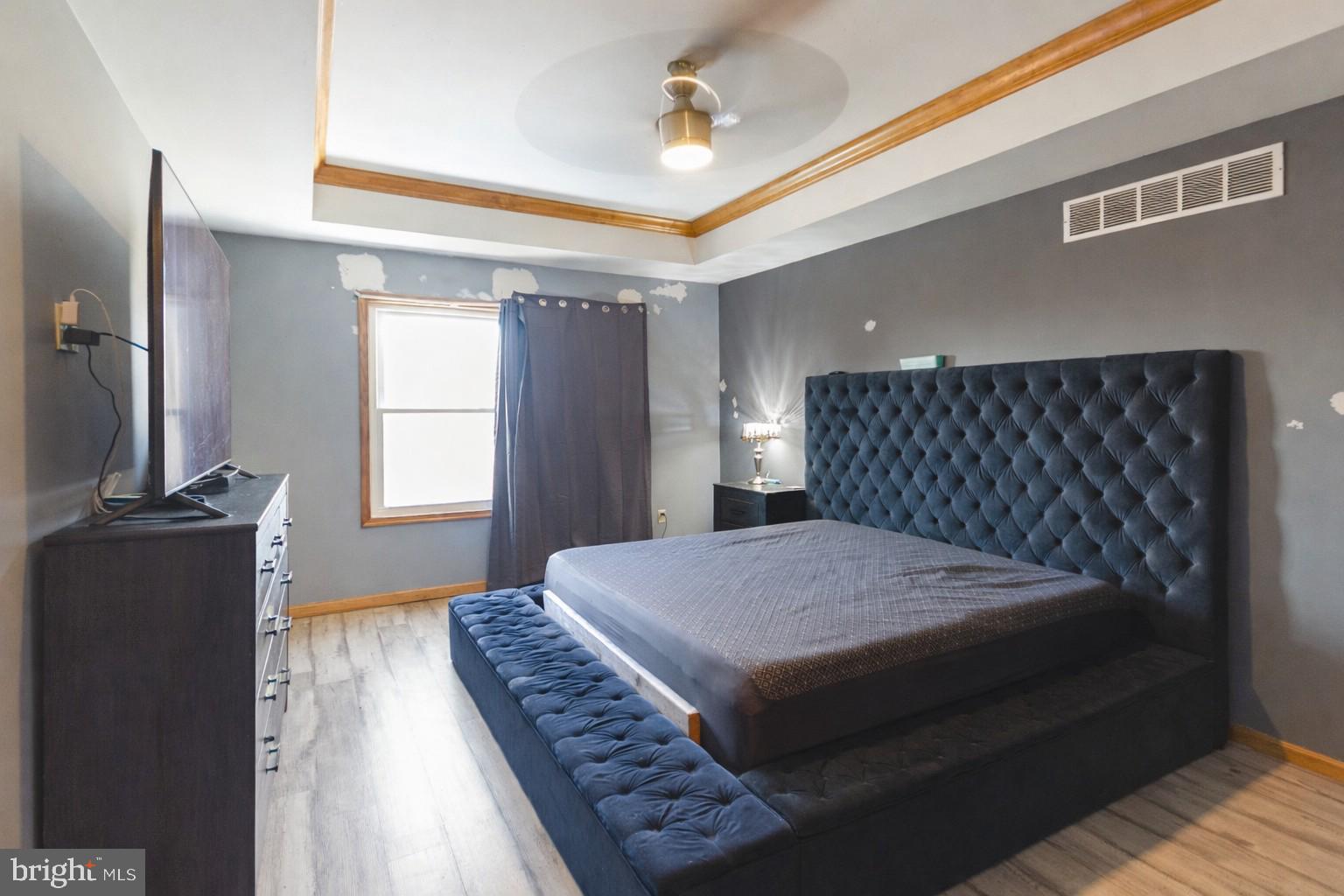 TWIN LAKE ESTATES - Residential