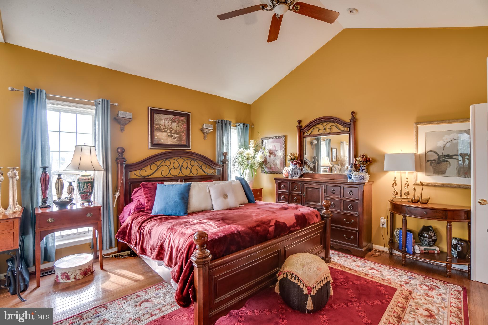 LAKE LAND OR - Residential