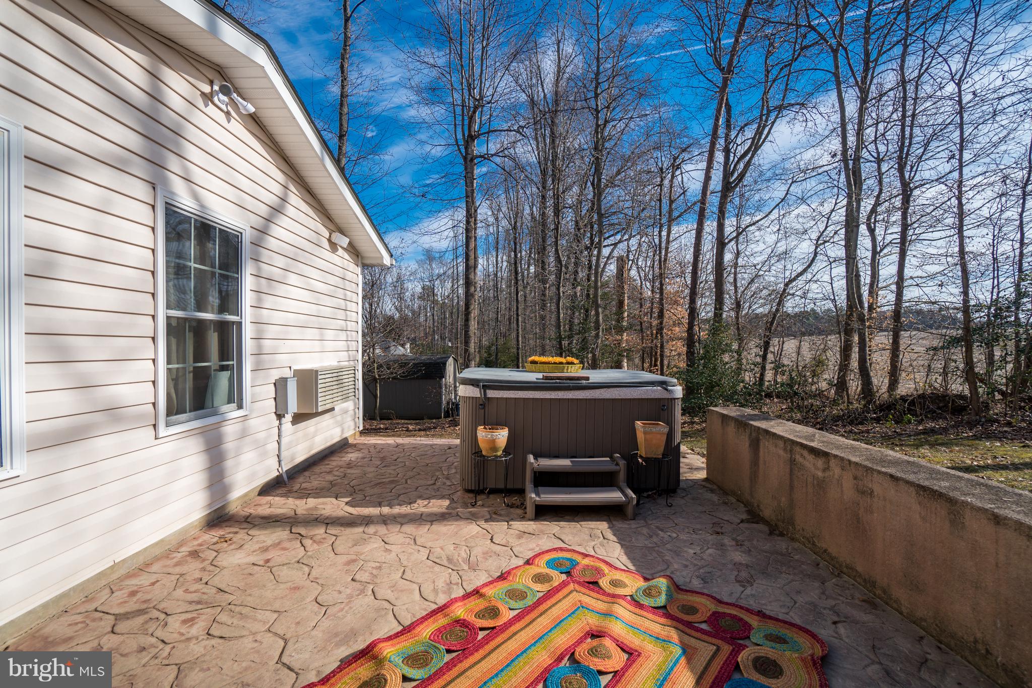 LAKE LAND OR - Residential