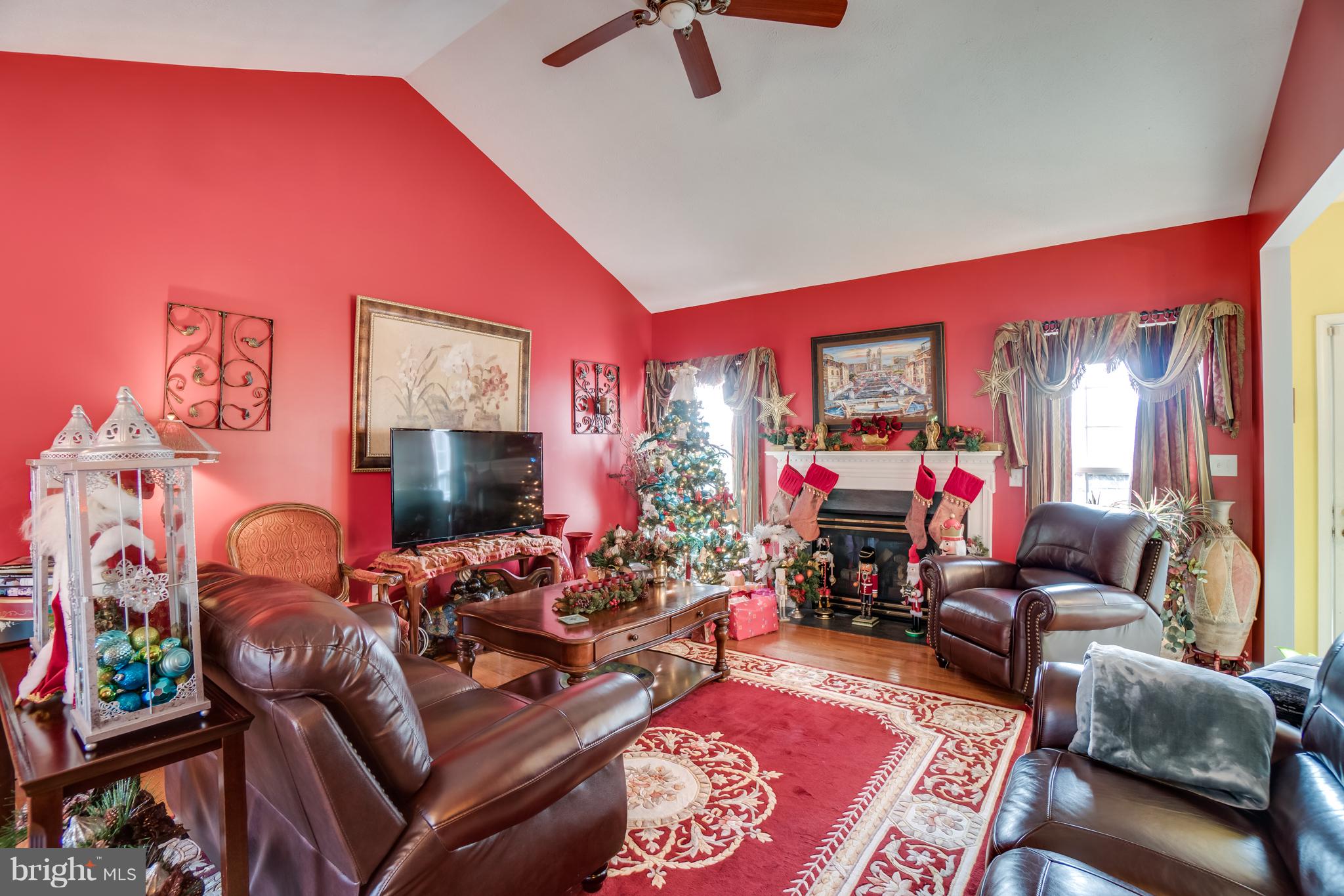 LAKE LAND OR - Residential