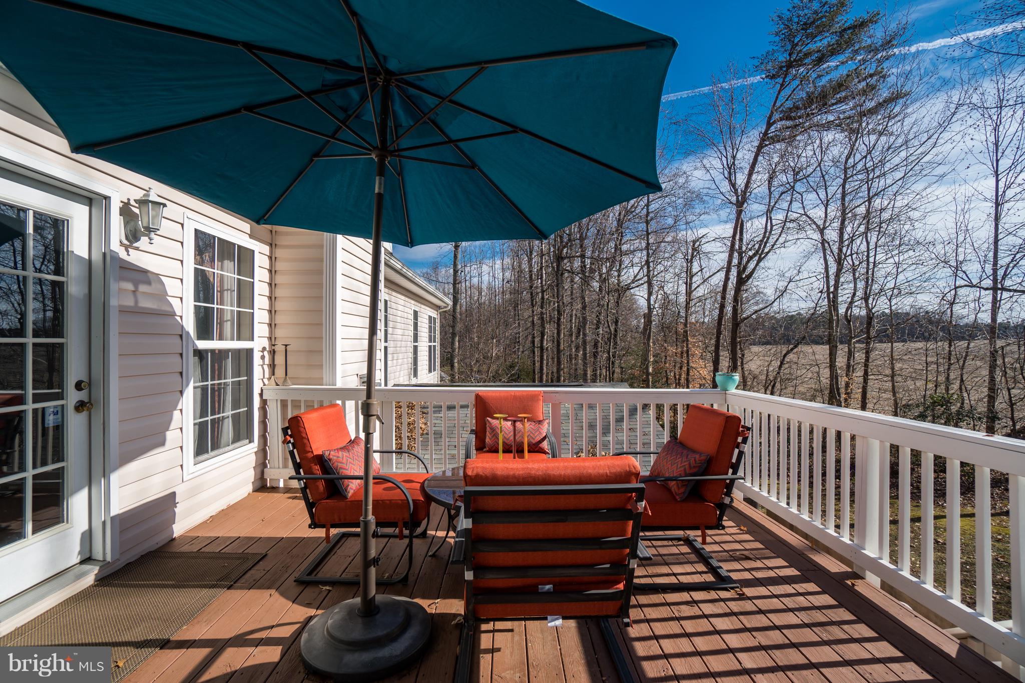 LAKE LAND OR - Residential