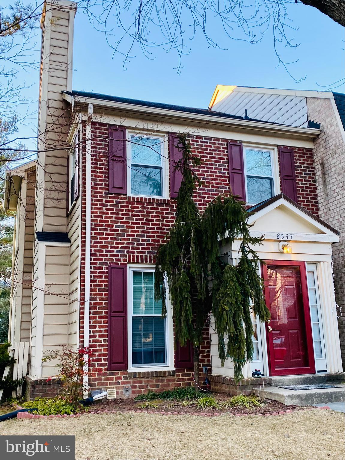 HOLLY POINTE - Residential