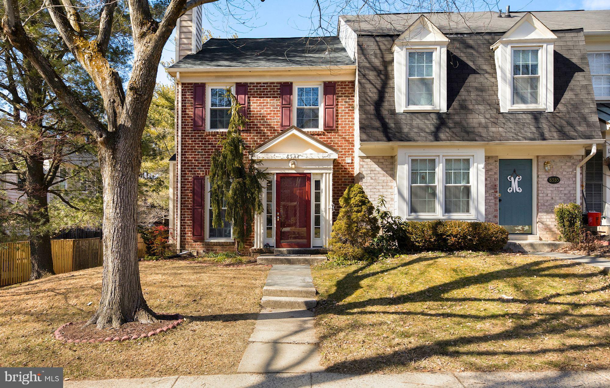 HOLLY POINTE - Residential