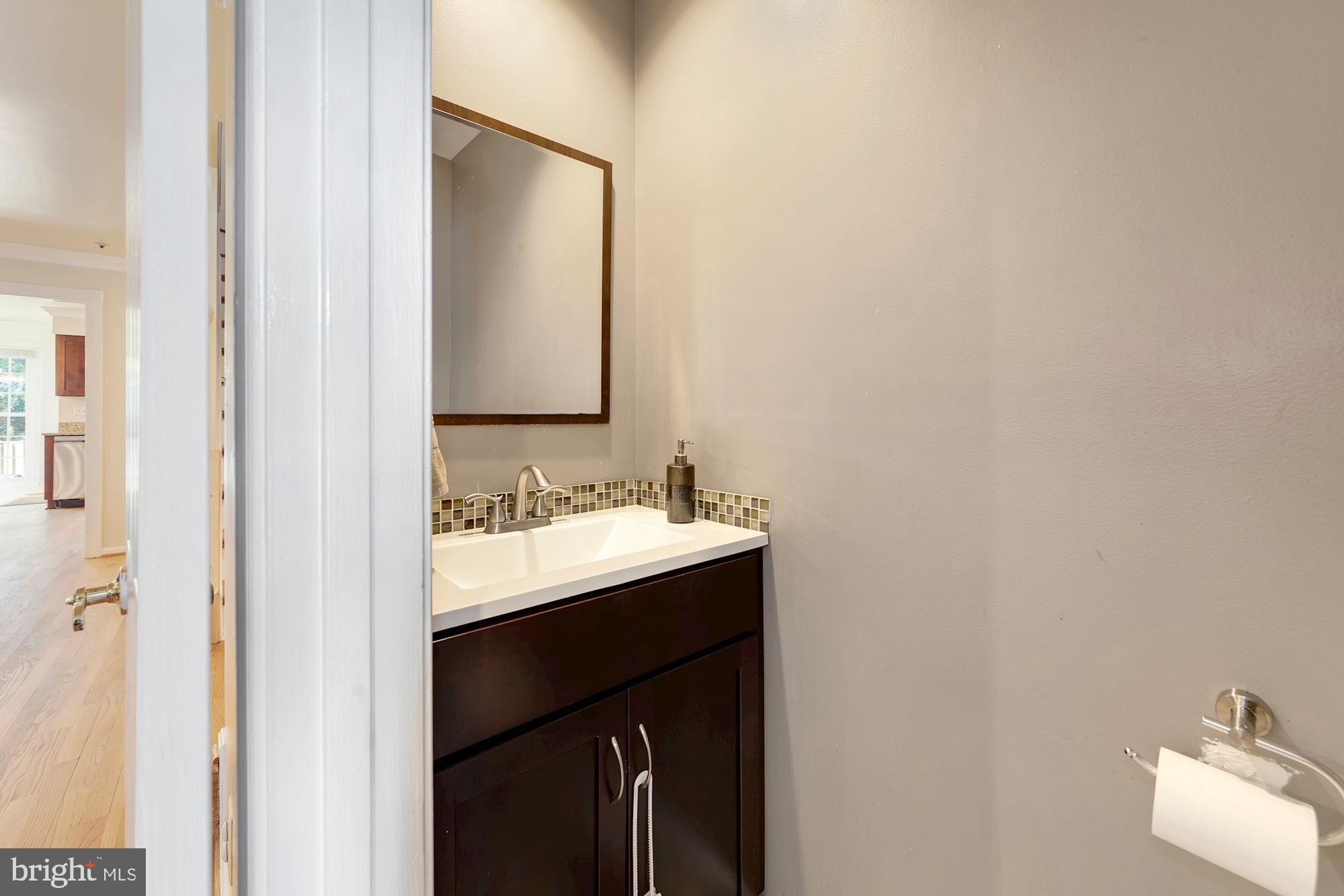 HOLLY POINTE - Residential