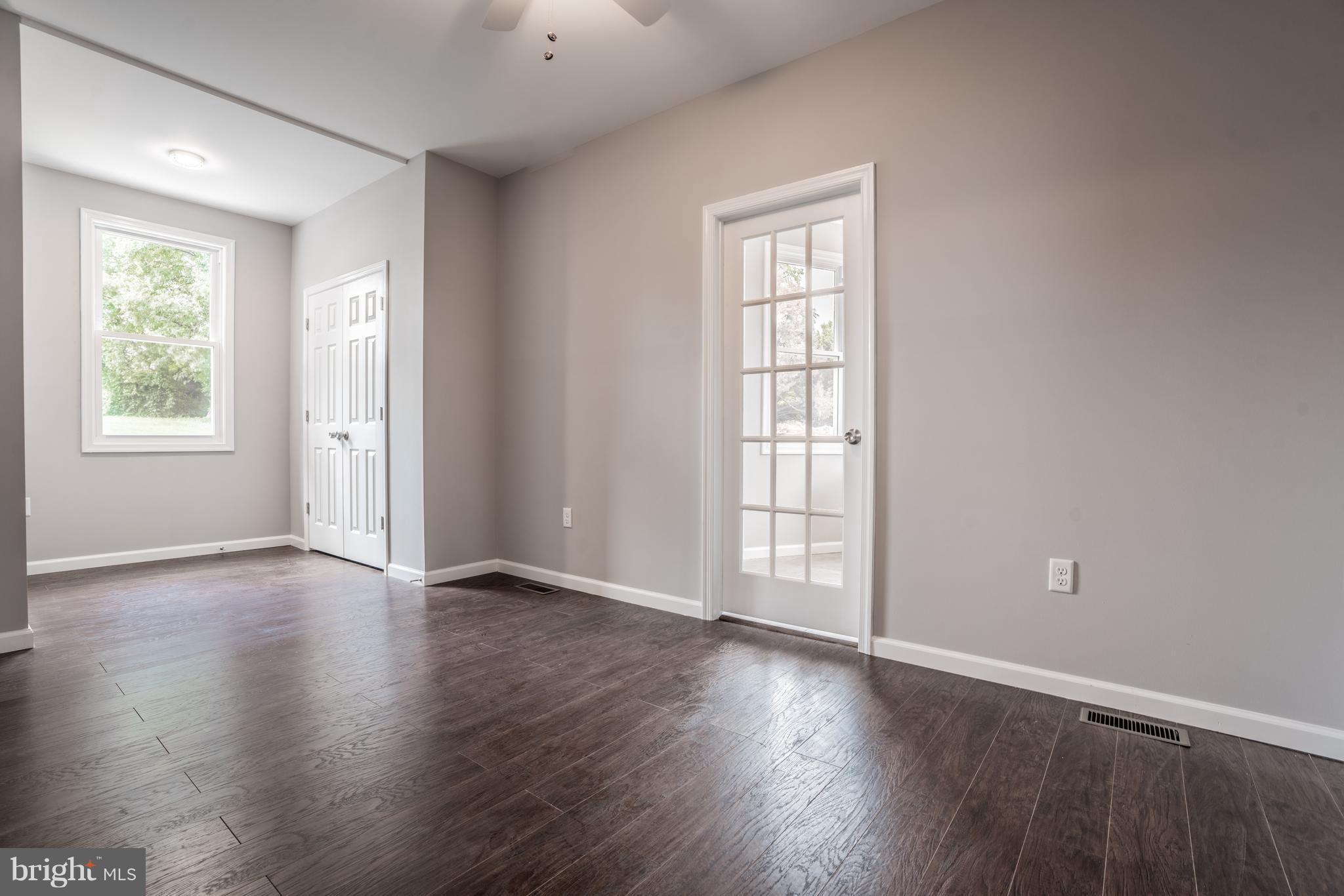 PARKVILLE - Residential