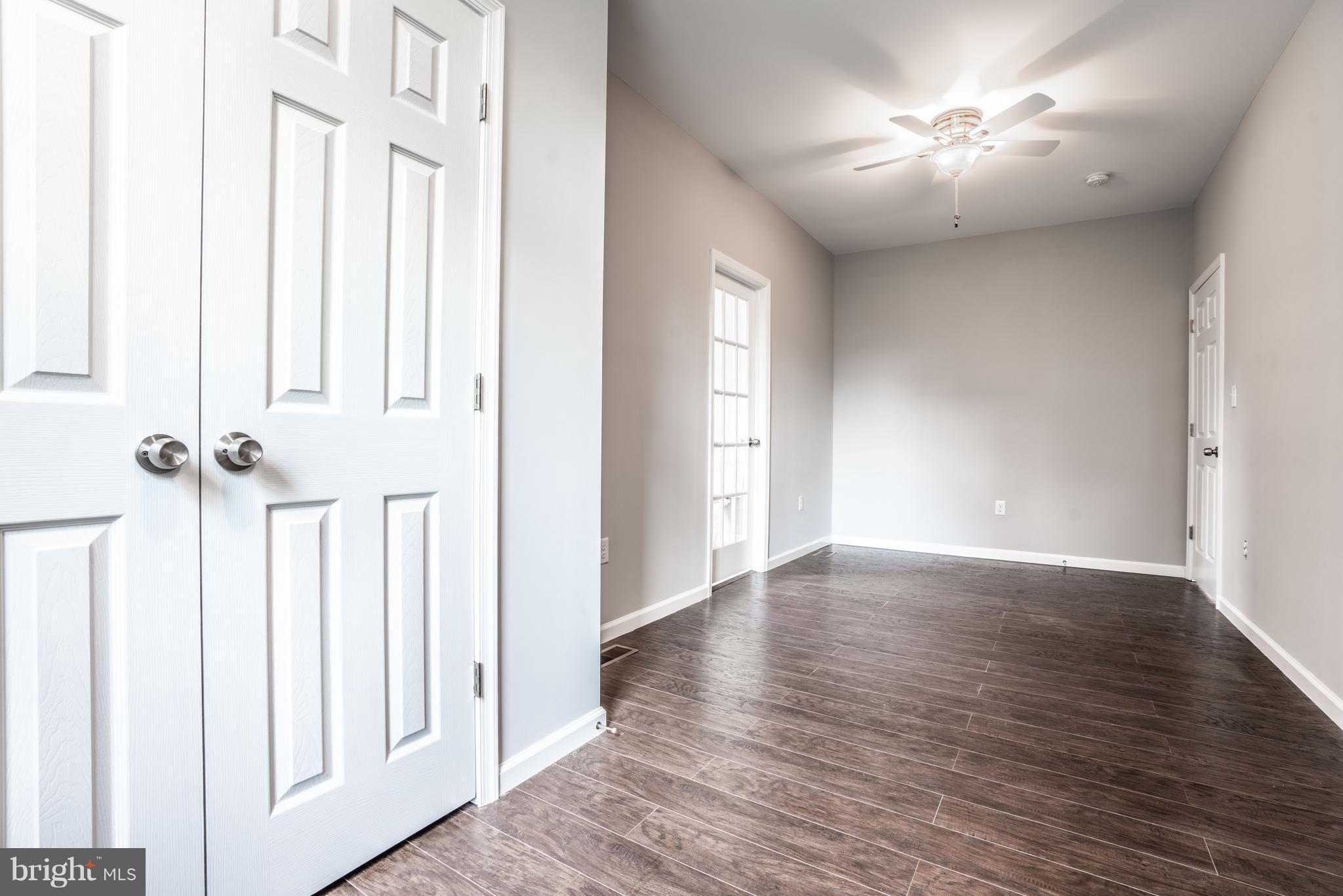 PARKVILLE - Residential