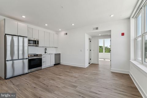 Condo For Rent - 139 W Chelten Avenue #201<br/> PHILADELPHIA, PA 19144