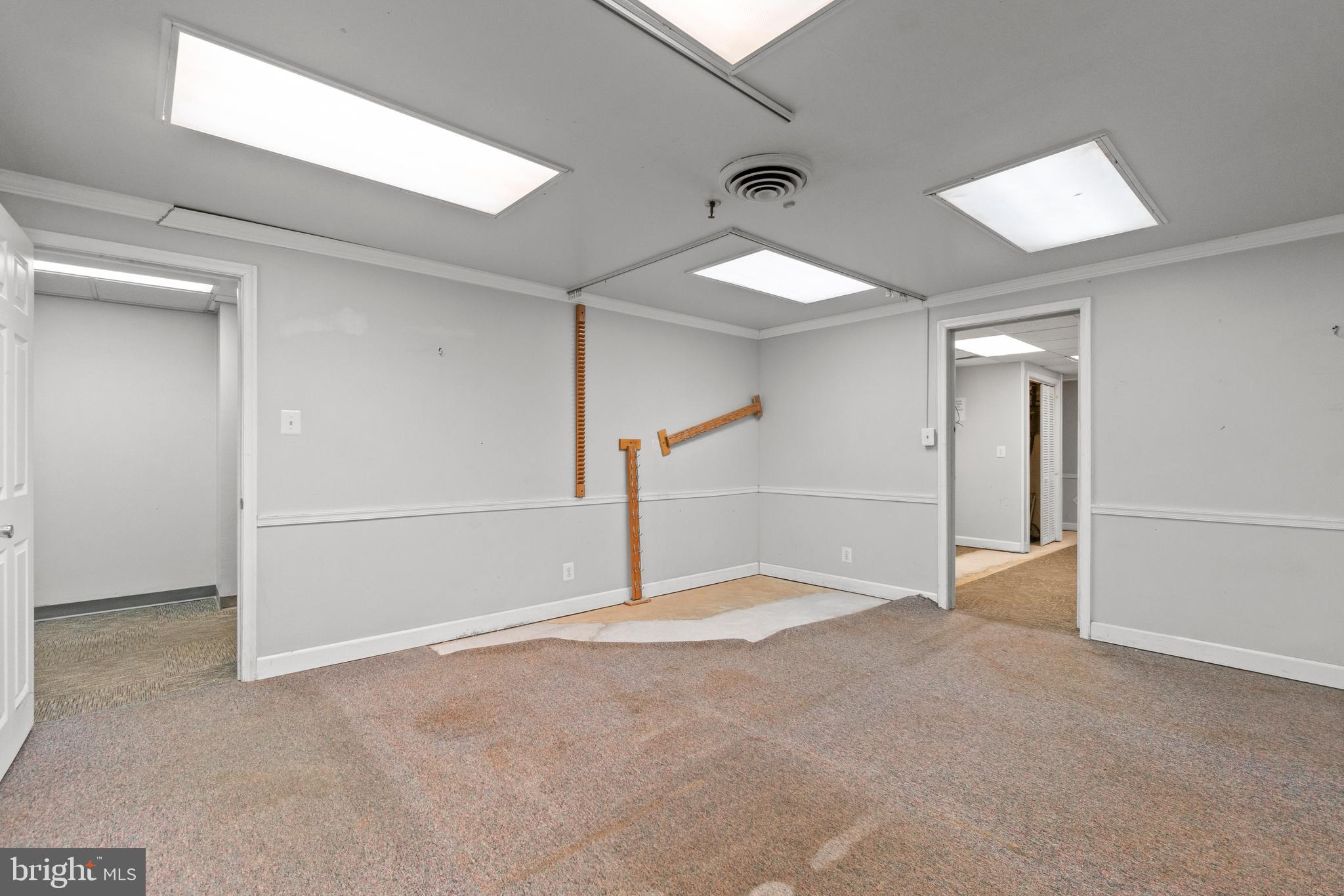 MOUNT VERNON - Commercial Sale