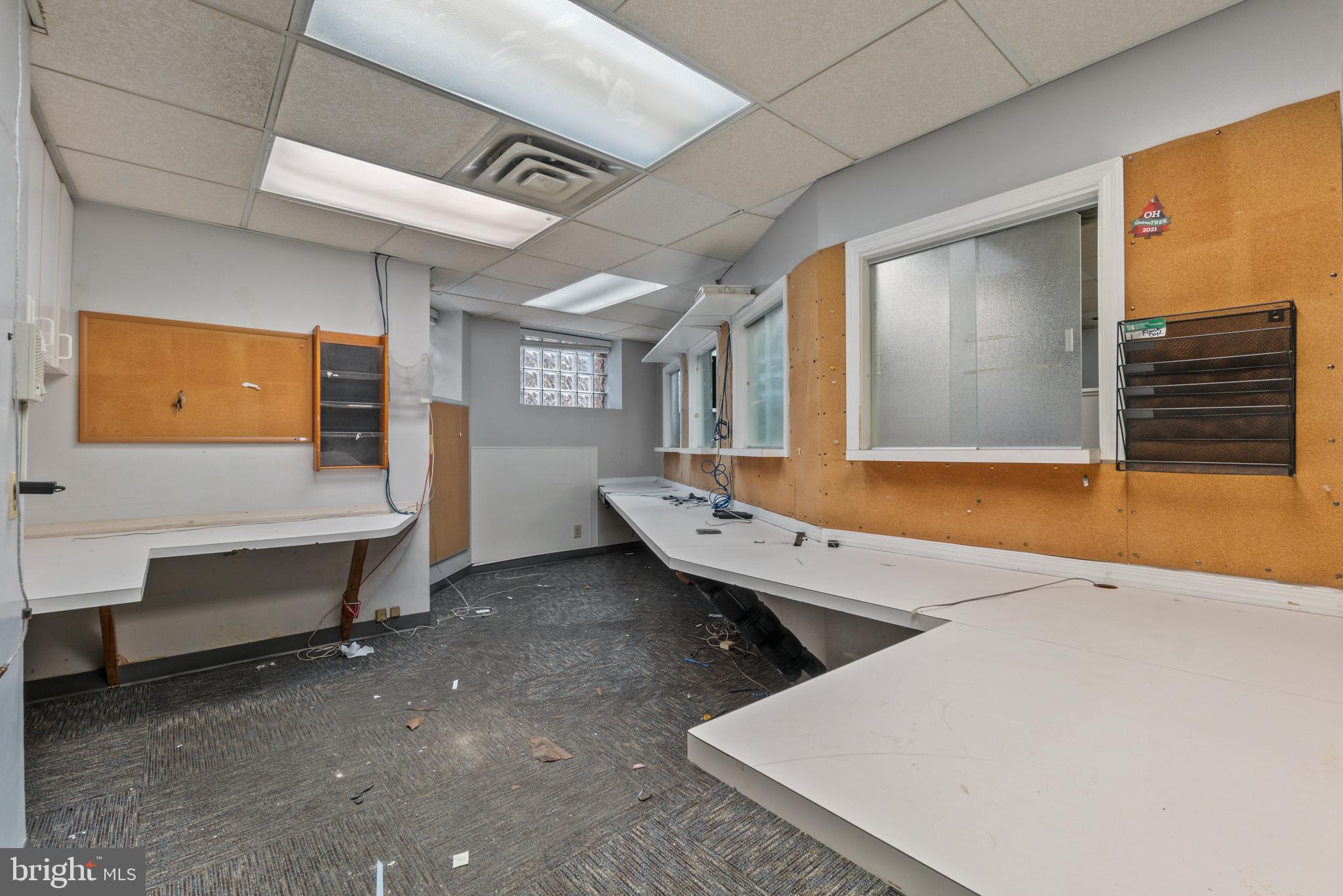 MOUNT VERNON - Commercial Sale