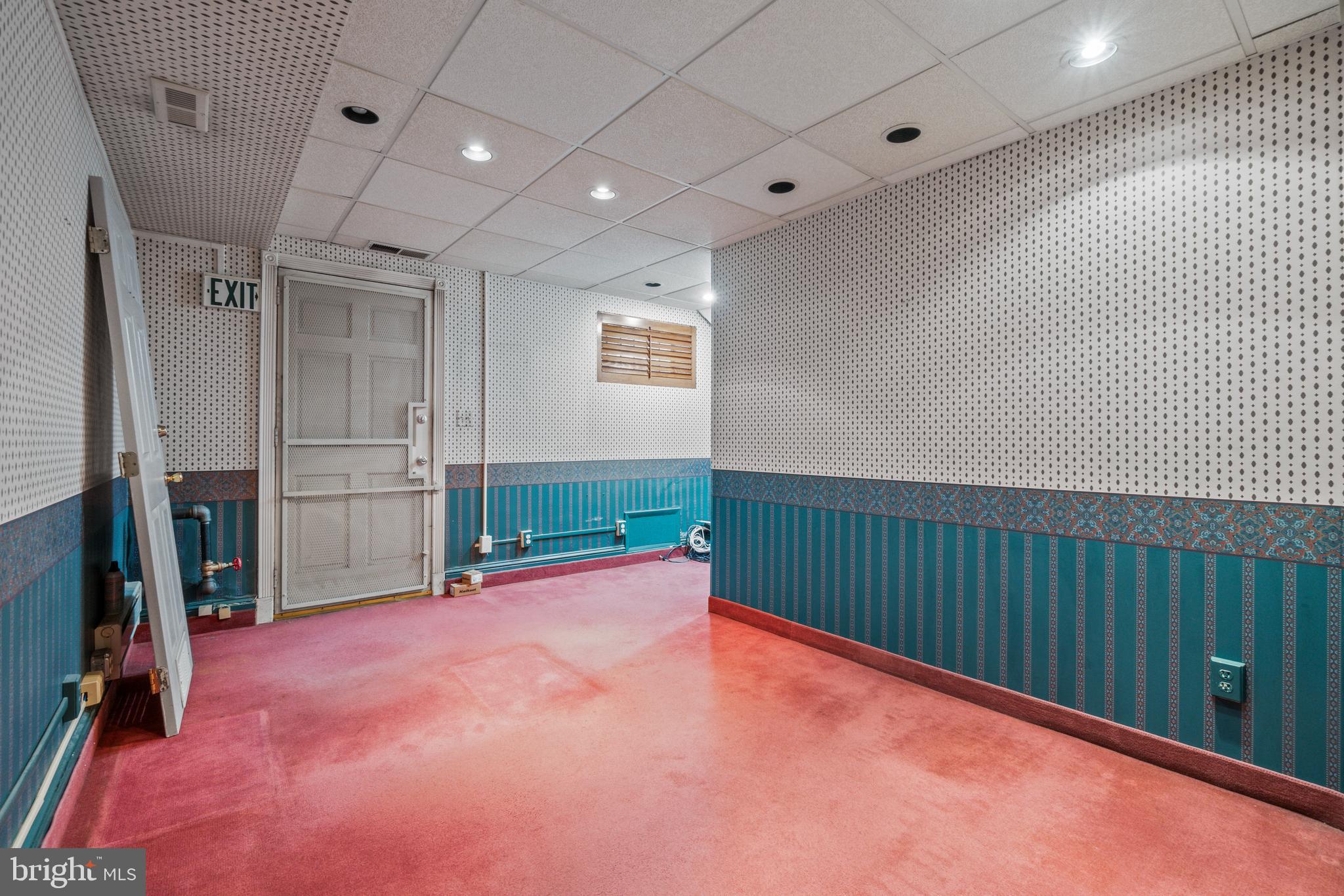 MOUNT VERNON - Commercial Sale