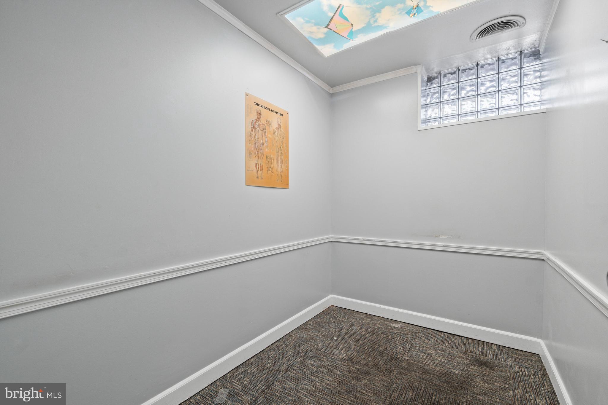 MOUNT VERNON - Commercial Sale