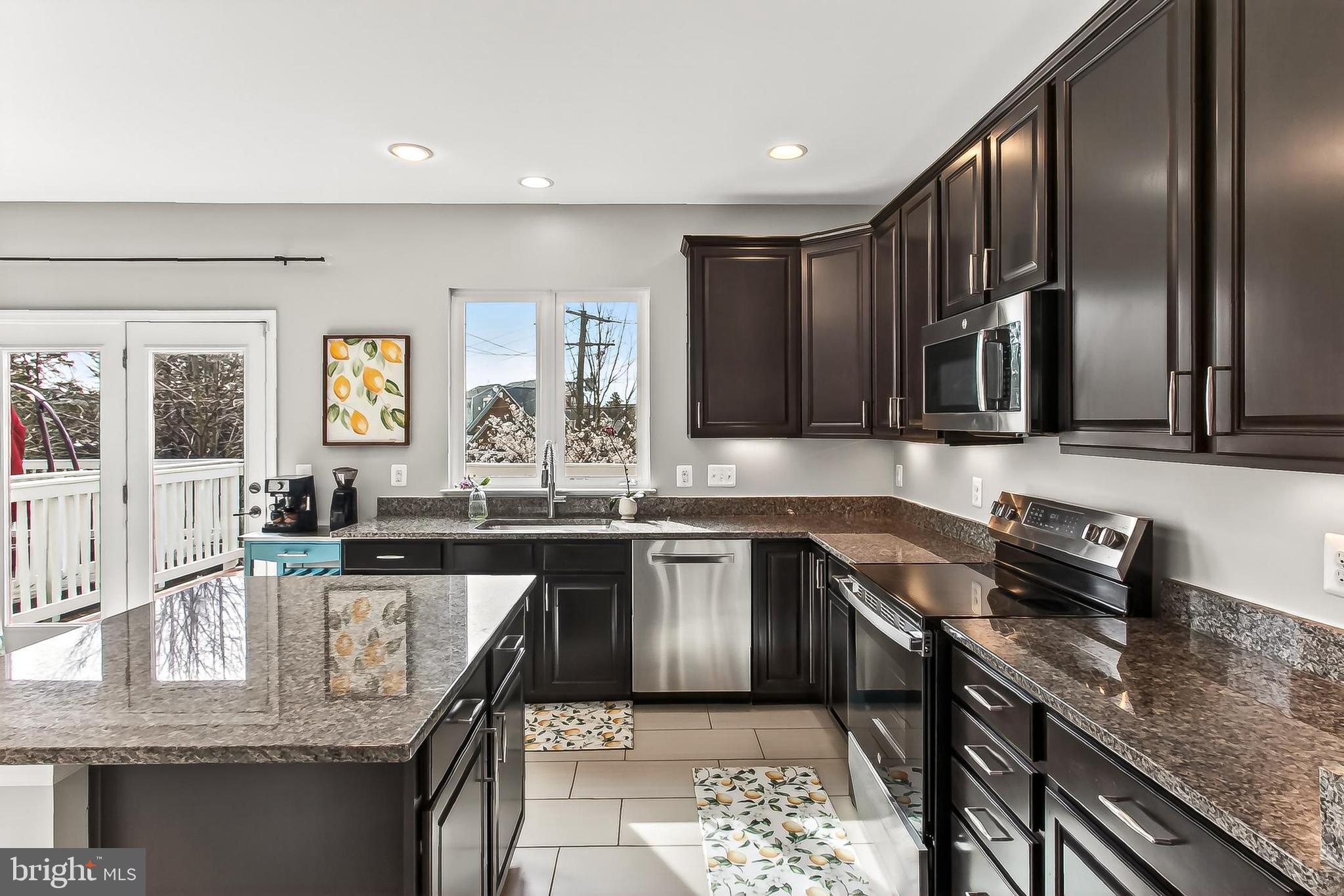 RESERVE AT SOUTH RIDING - Residential