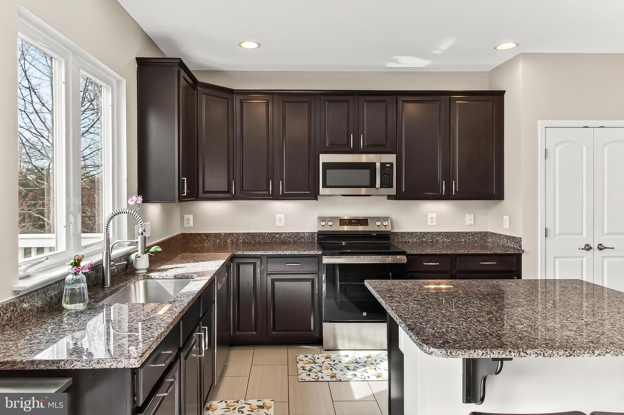 RESERVE AT SOUTH RIDING - Residential