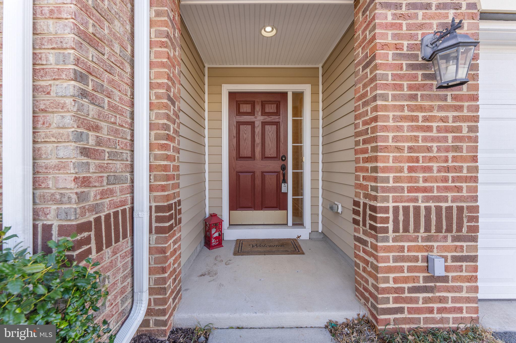 SIGNATURE AT BROADLANDS - Residential Lease