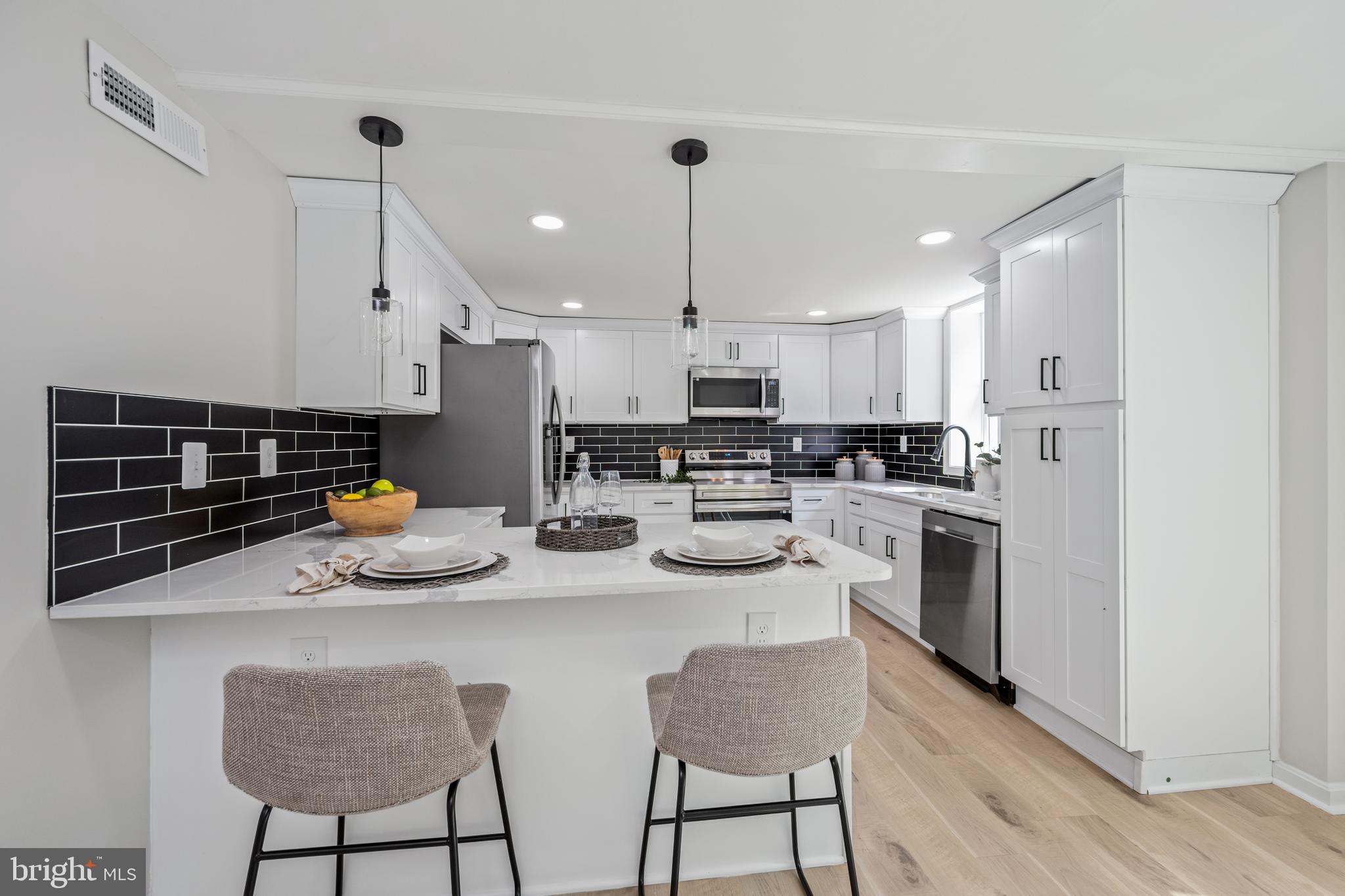 PERRY HALL - Residential Lease