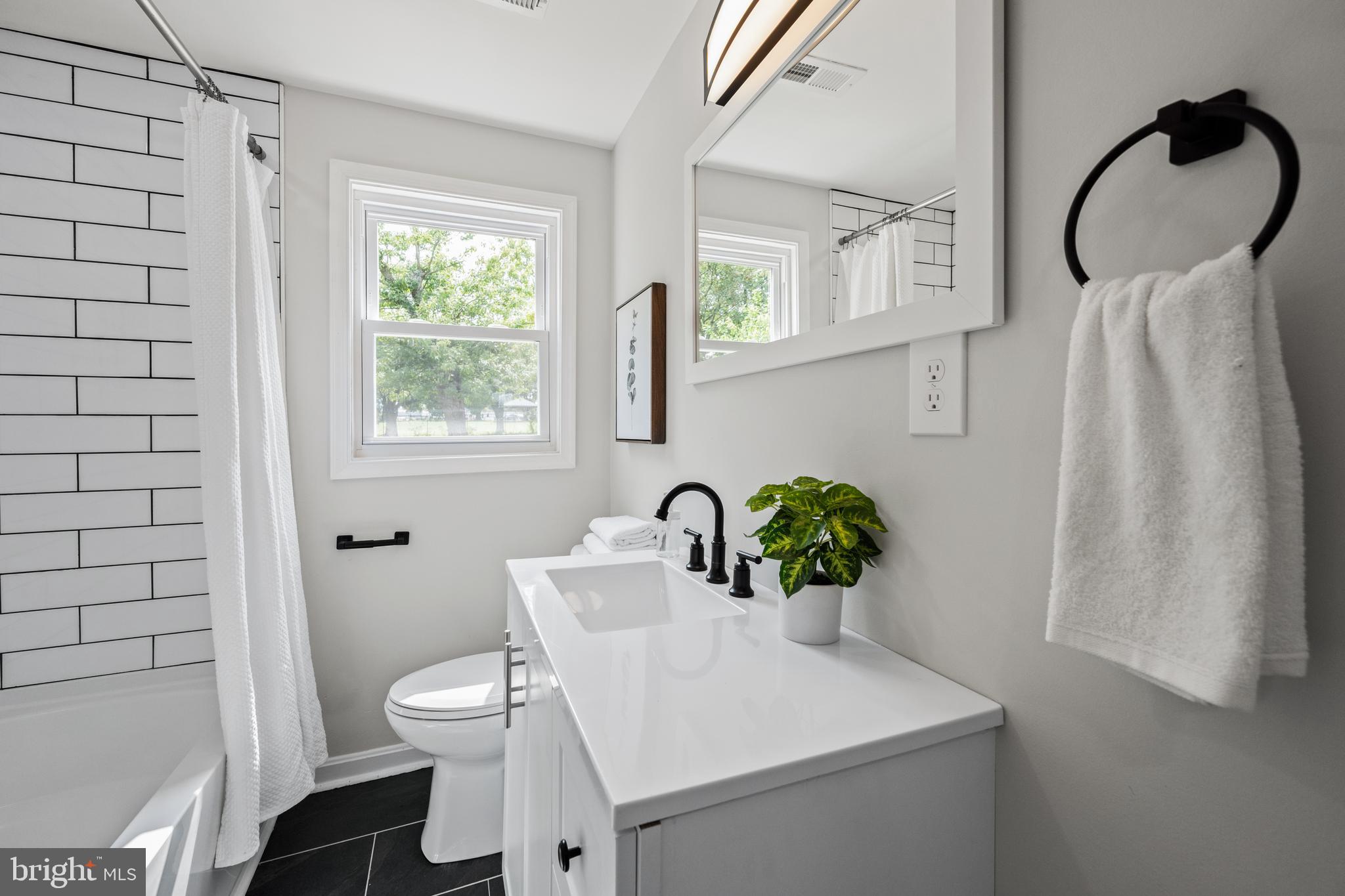 PERRY HALL - Residential Lease