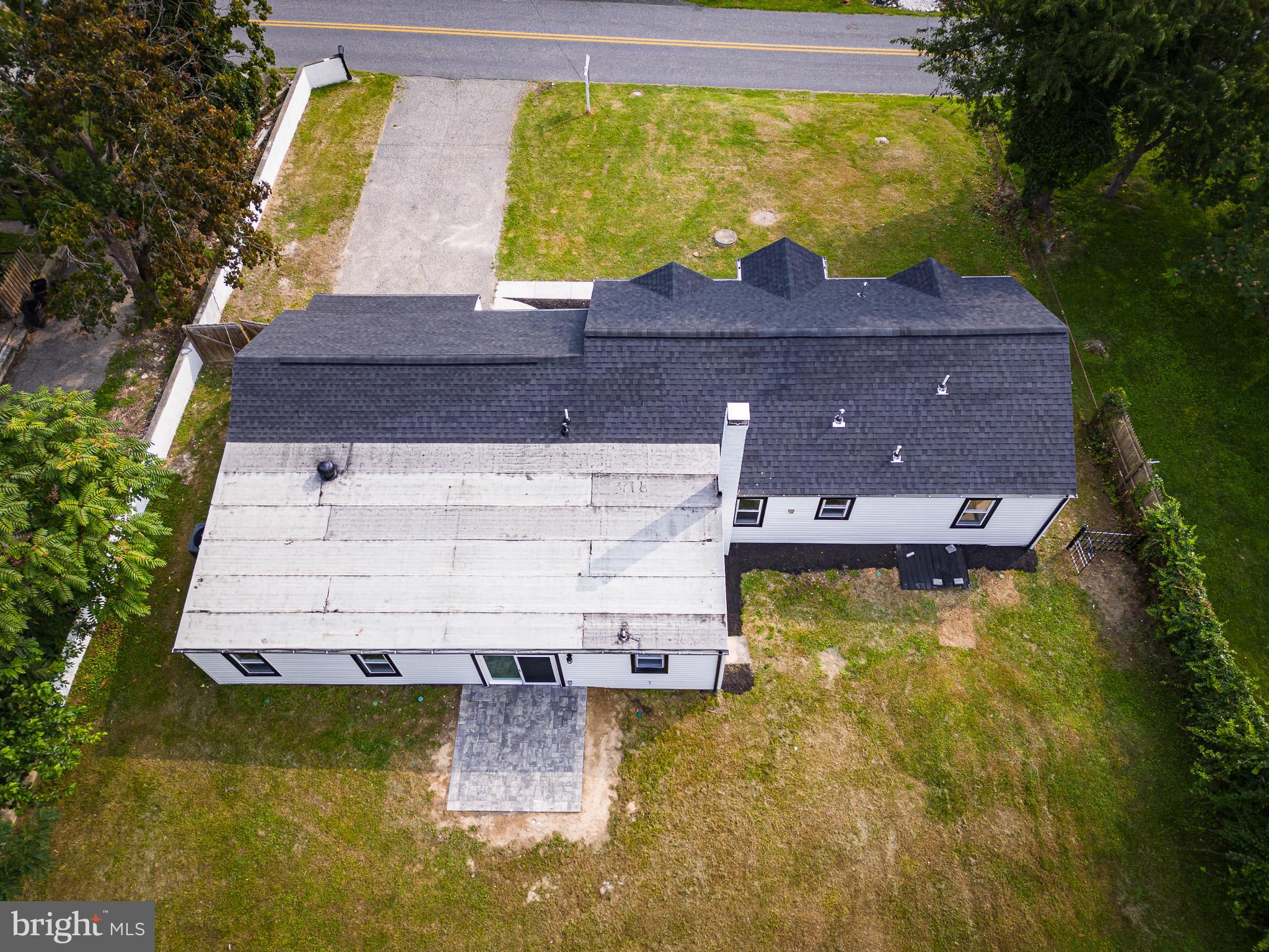 PERRY HALL - Residential Lease