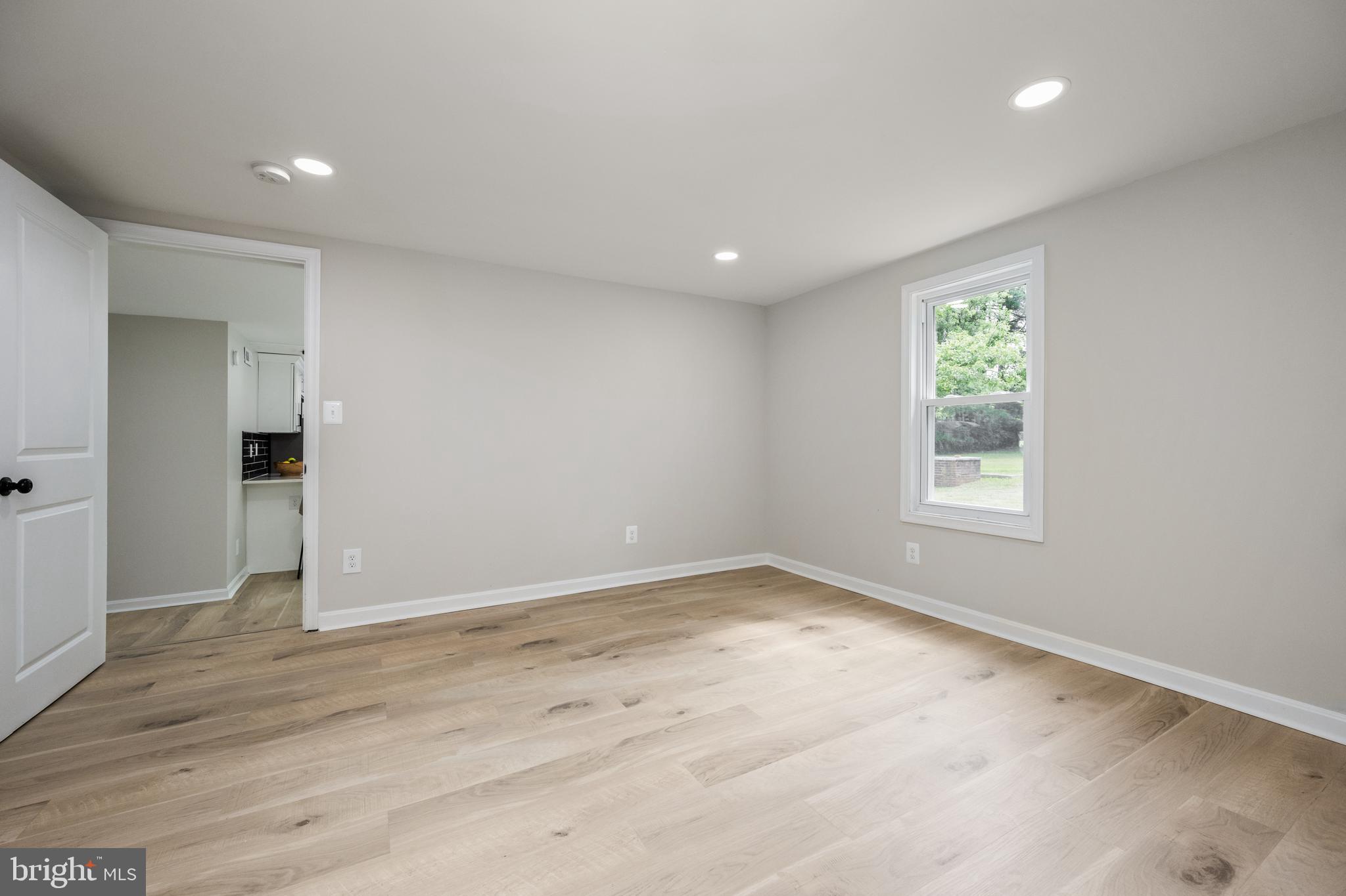 PERRY HALL - Residential Lease