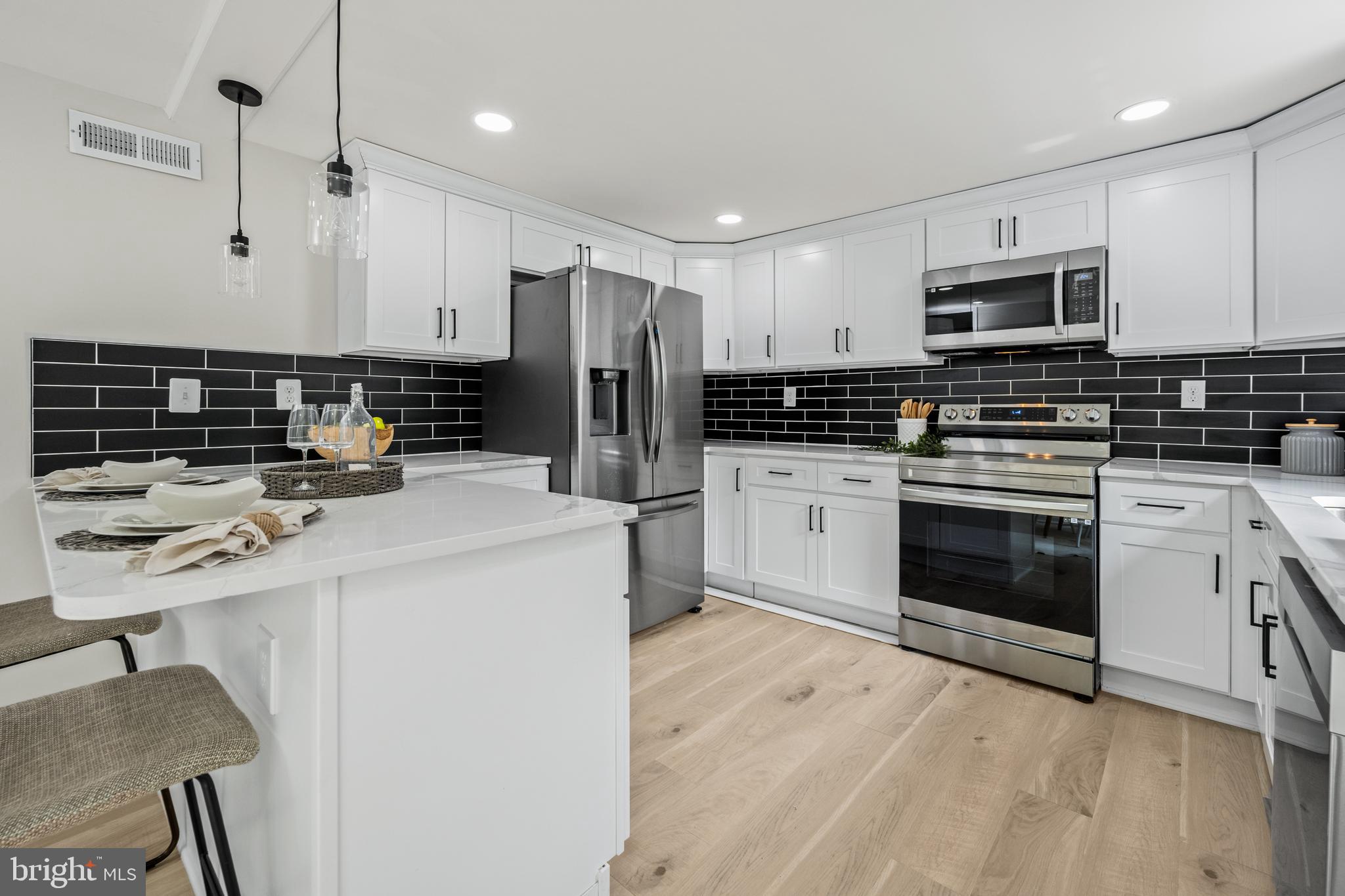 PERRY HALL - Residential Lease