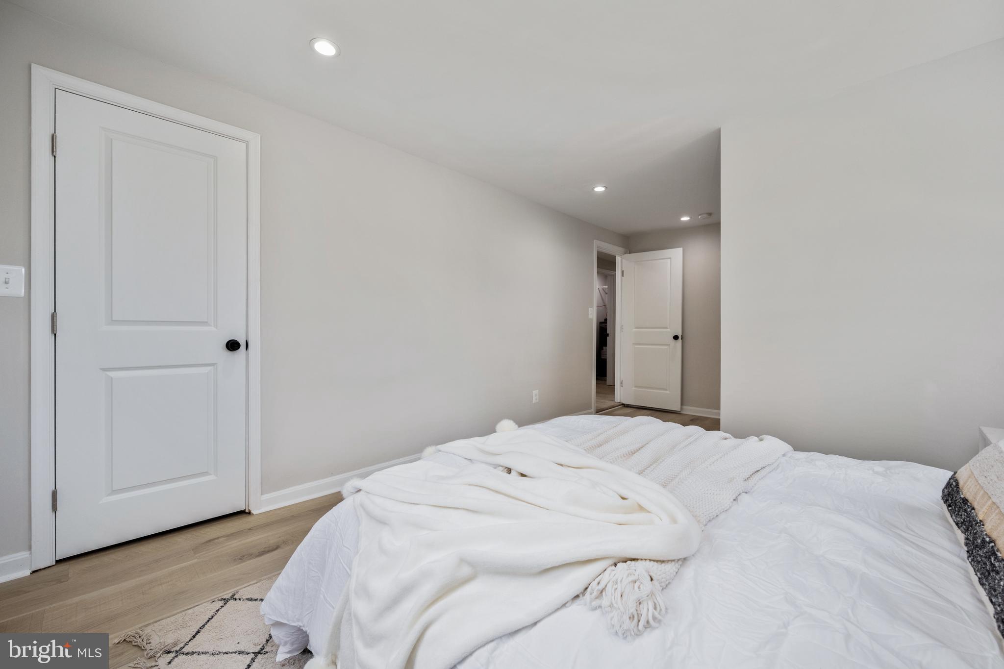 PERRY HALL - Residential Lease